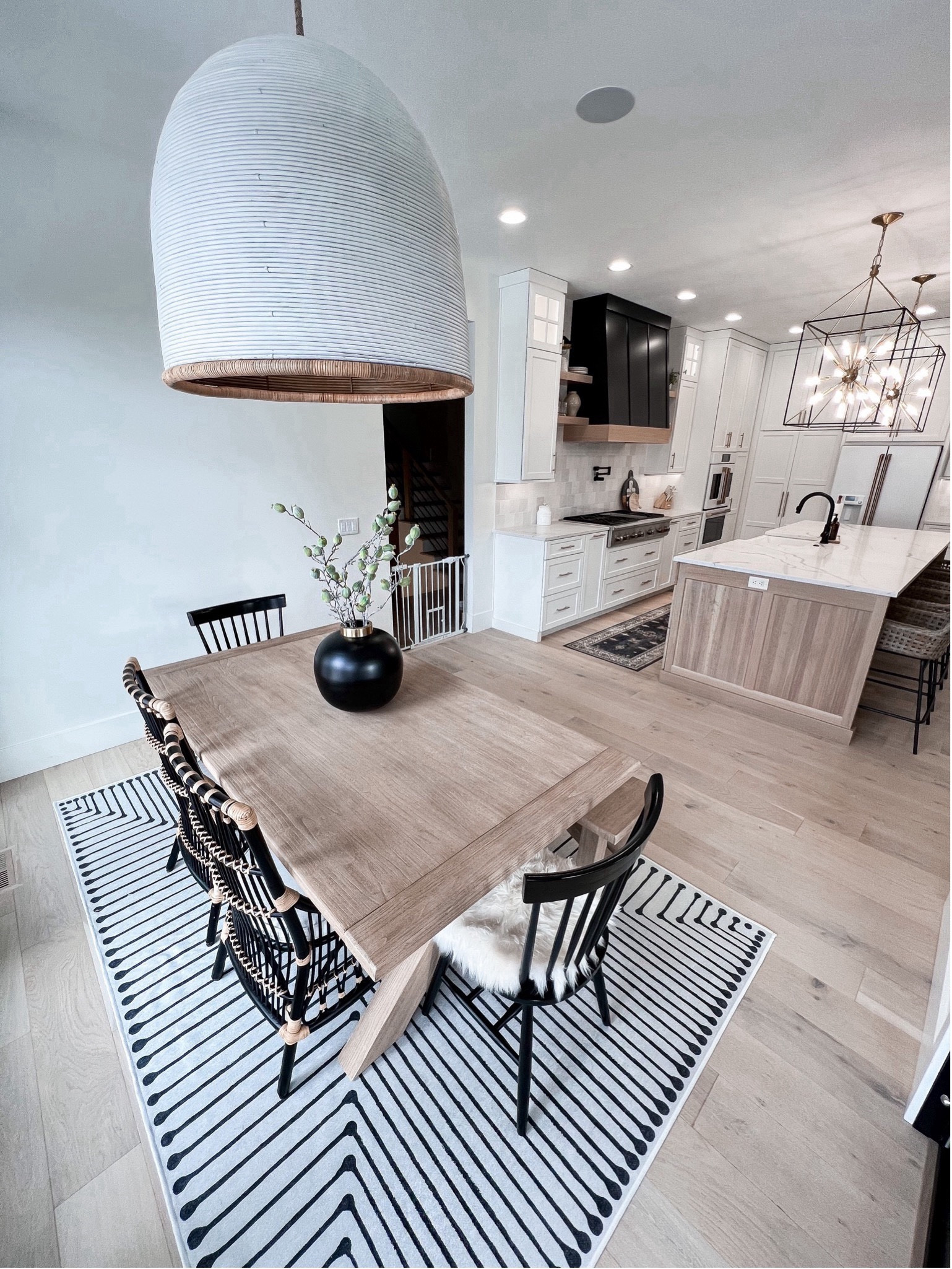 Ruggable | kitchen decor | kitchen pendants | oversized lights 

#LTKHome #LTKStyleTip