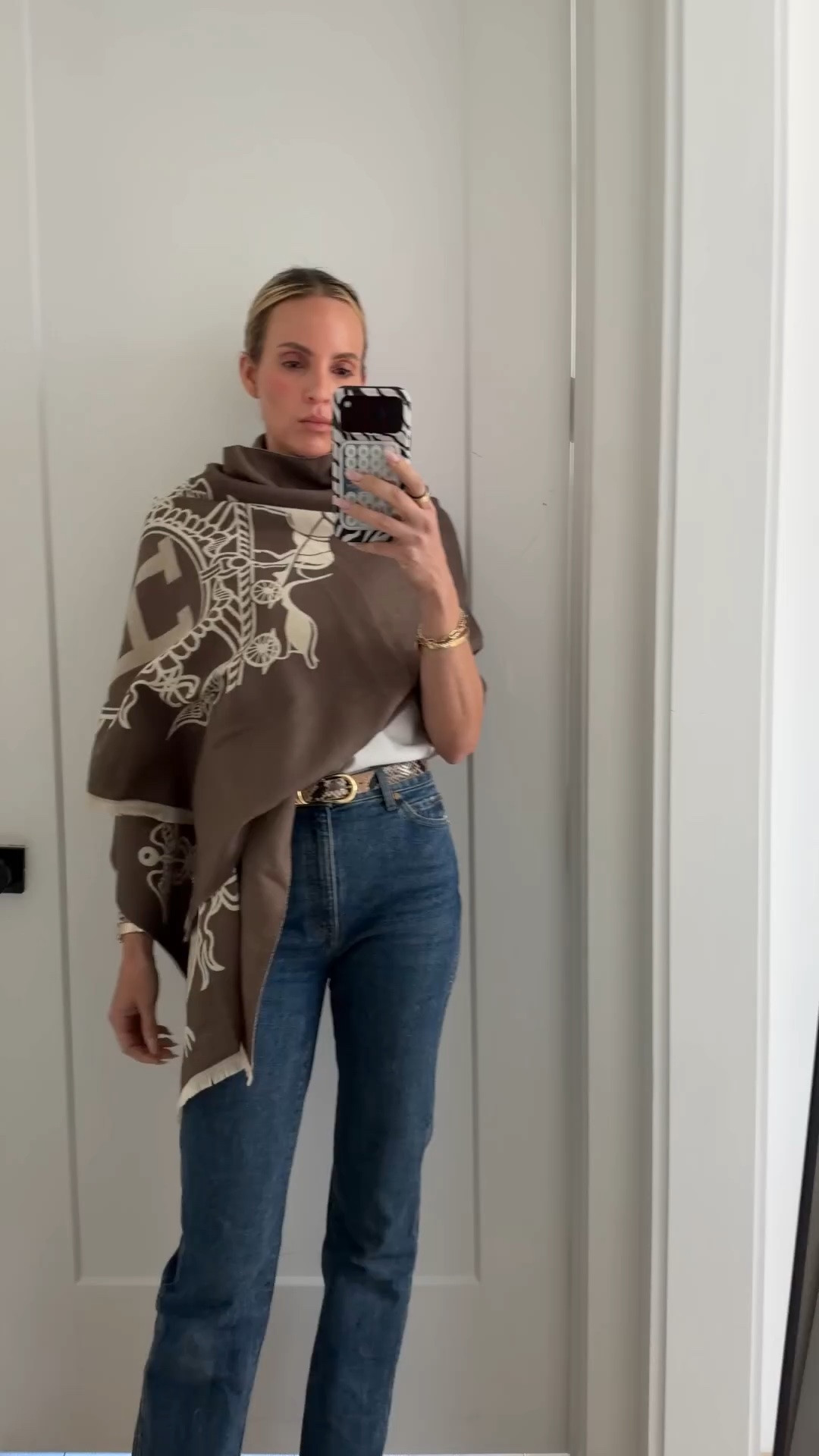Normally, I really don’t like Amazon fashion but this is one piece that I’ve had for years and I adore it. I bought it as a gift for my mother too. It comes in a bunch of different colors. It’s reversible. Also I don’t do well with scratchy cheap material, and this is not that at all. ￼