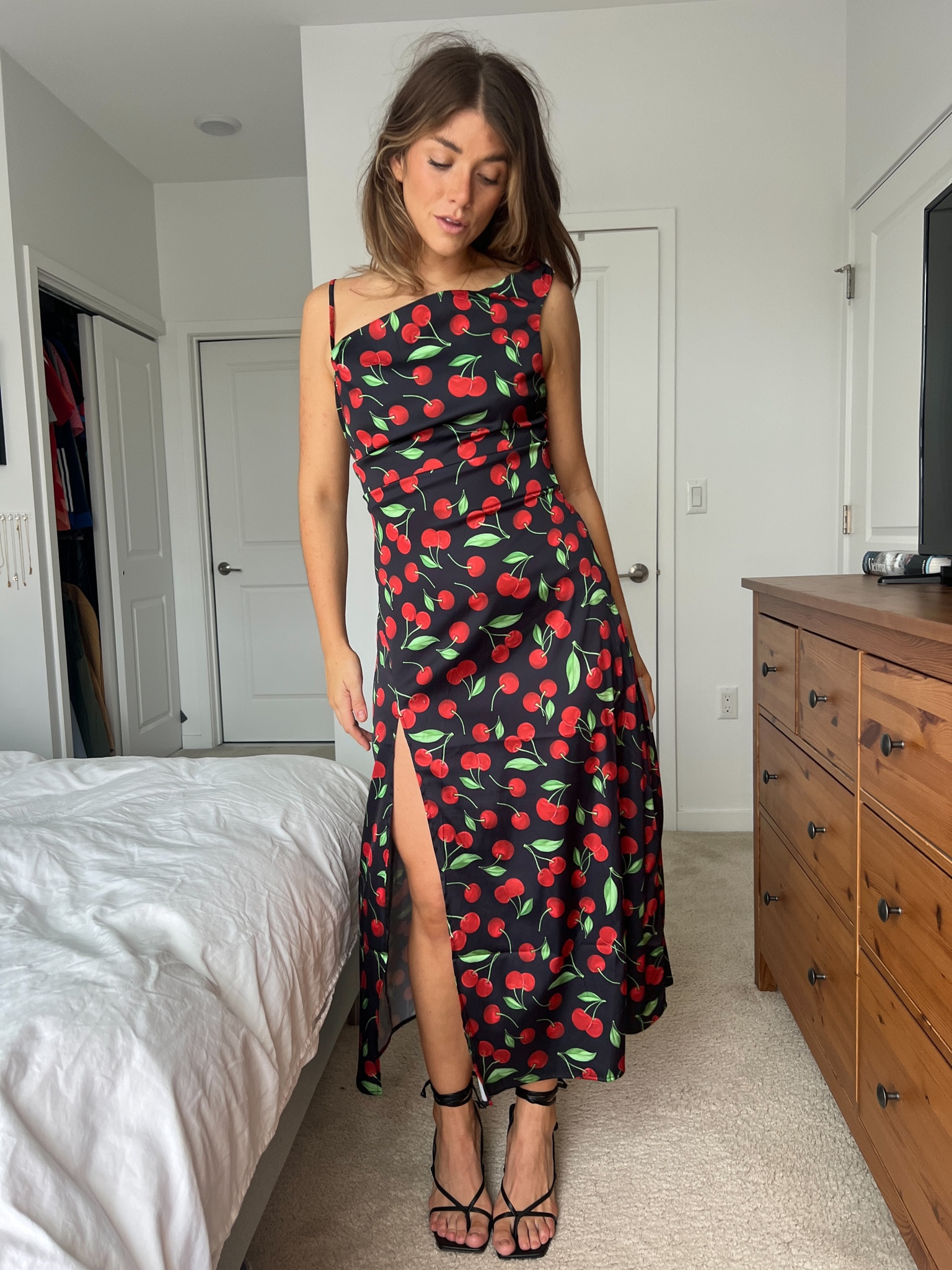 Sz M #weddingguestdress #forloveandlemons