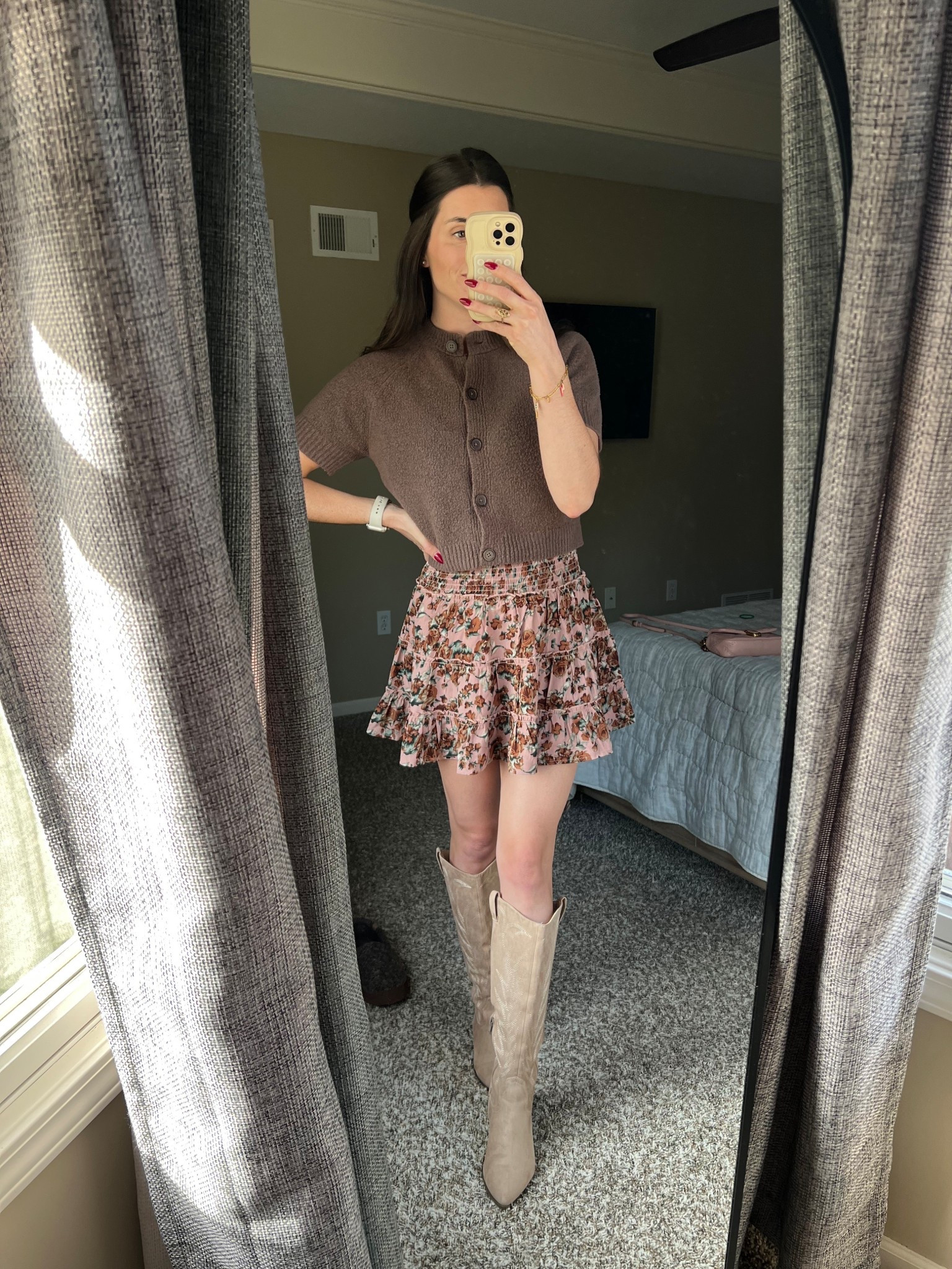 Fall outfit; sweater and skort; sweater and skirt; fall sweater and skirt; Top is xs. Bottom is small. 

#LTKFindsUnder100 #LTKSeasonal #LTKHoliday