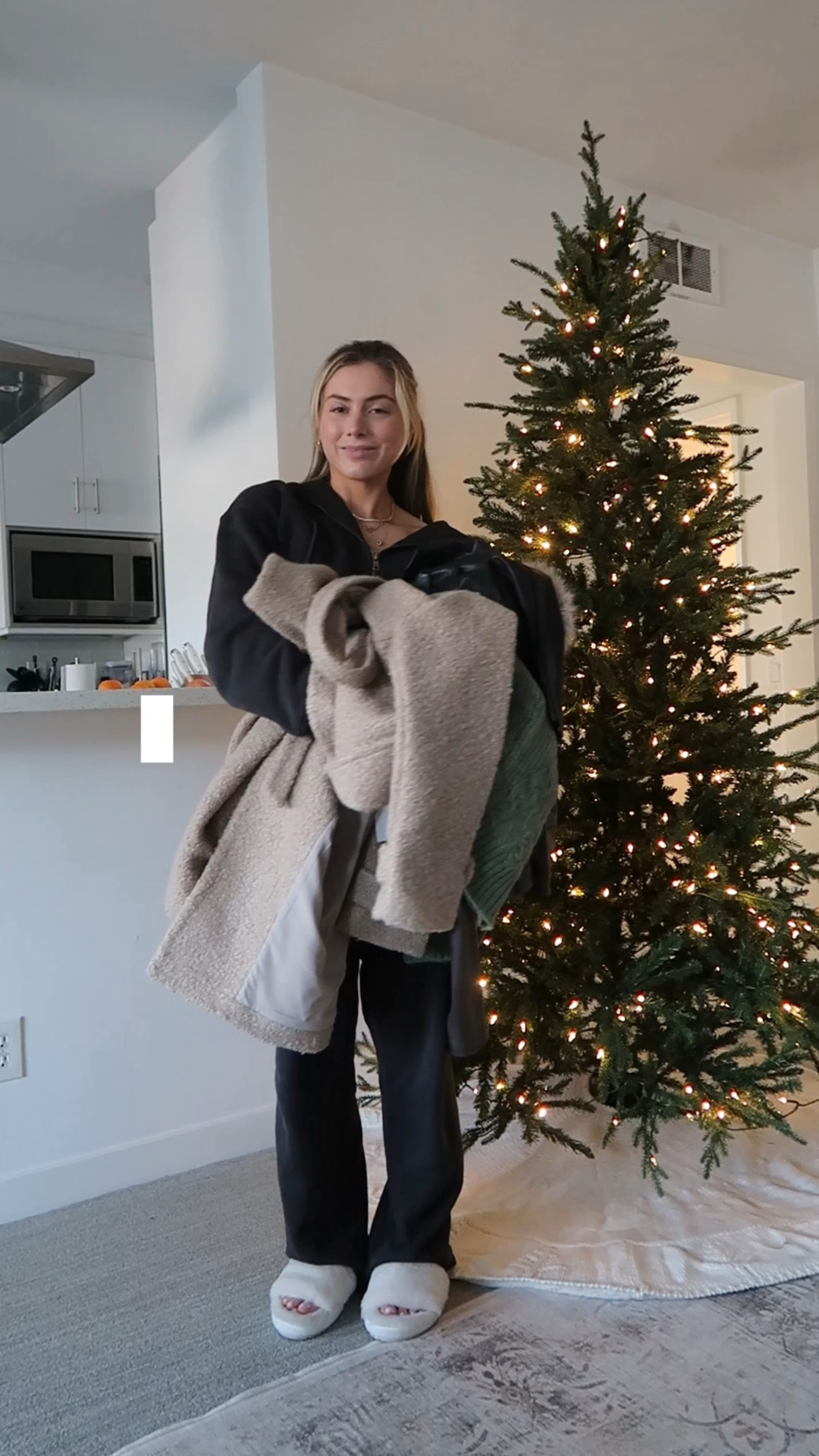 Headed to nyc and v confident i will still be cozy + warm during my trip 🤭 

Saved all the outfit details on my ltk + pinned it to the top of the comments! 

Here’s all the inspo for winter travel outfits, cute winter dinner fits, and the ultimate winter capsule wardrobe vibes. Whether it’s a chill coffee run or a glam night out, these casual winter outfit ideas have you covered. #WinterOOTD #CapsuleWardrobeAesthetic #WinterFashion #winteroutfits

#LTKSeasonal #LTKHoliday #LTKStyleTip