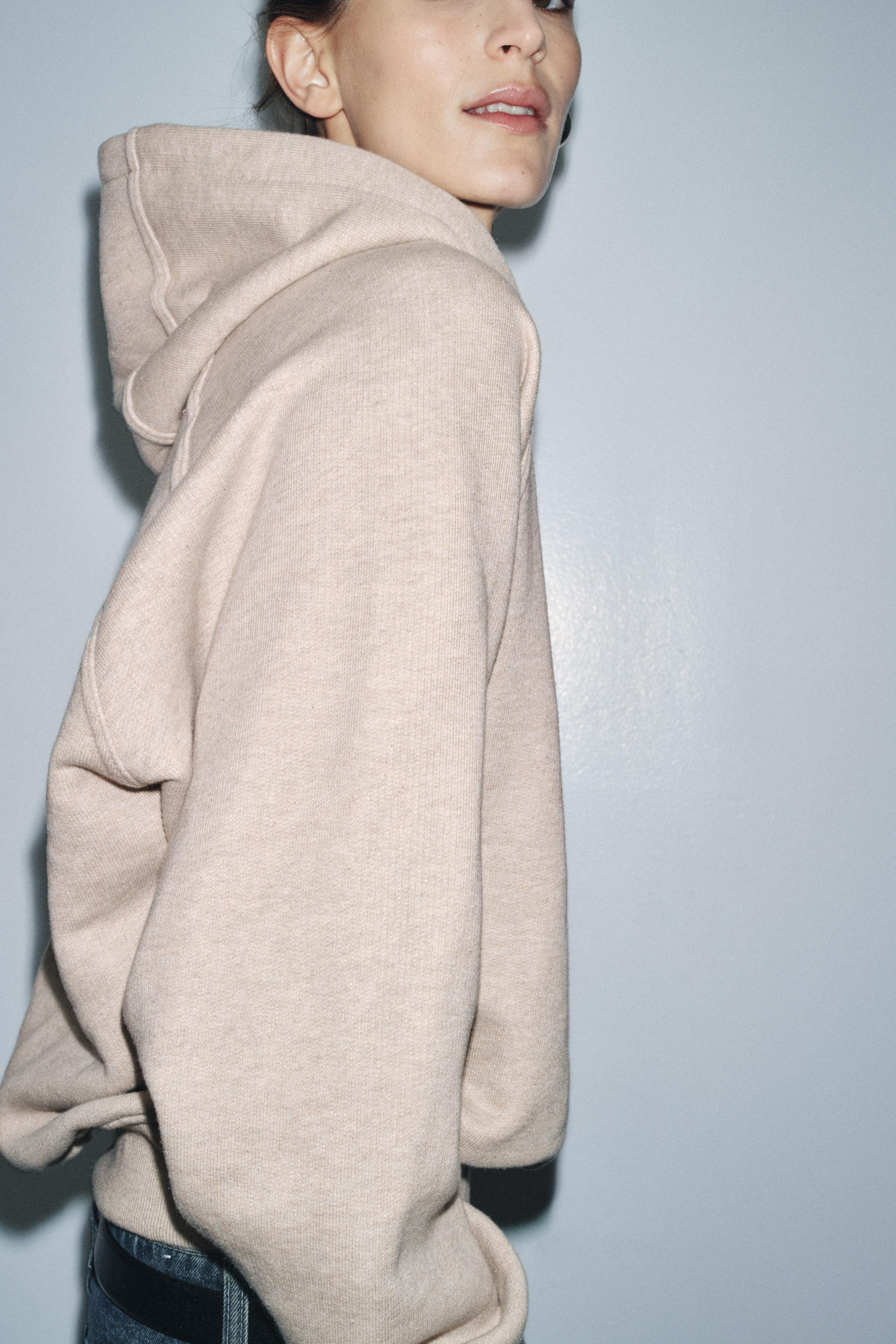 HOODED SWEATSHIRT | Zara US