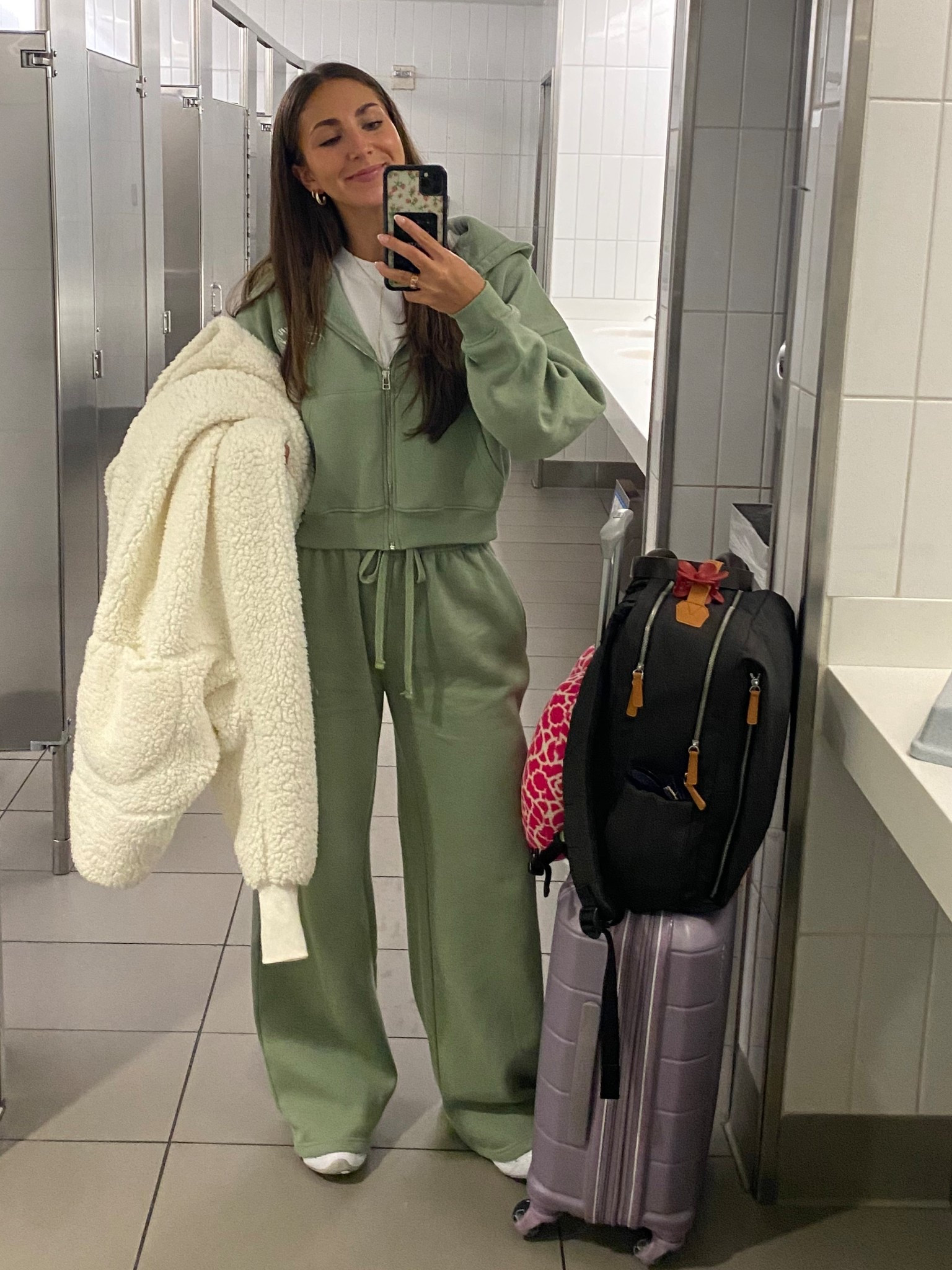 Hands full at the airport lol but here’s my travel outfit!! 

#LTKFindsUnder50 #LTKTravel #LTKStyleTip