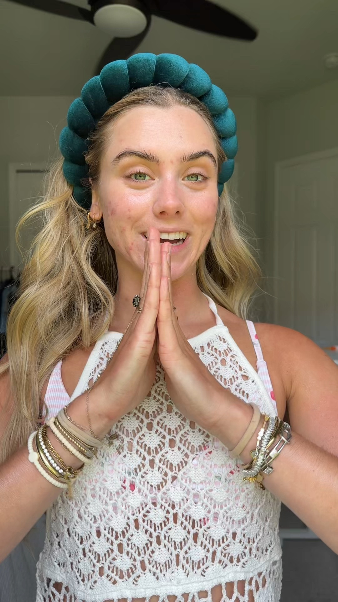 SPF is so engraved into my daily routine even when I’m doing my makeup at night I always put on my face sunscreen. This is the @eltamdskincare EltaMD UV Daily Broad-Spectrum SPF 40. It comes in a deep tinted, tinted, and the OG untinted formula. The reason why this one in particular is amazing is because it is moisturizing and I have very acne prone, sensitive, and dry skin. My go to is the untinted during the day and the tinted for a no makeup makeup situation or as a makeup base. Everything you need to know: This face SPF boosts moisture retention and diminishes fine lines. The formula is a lightweight moisturizer with SPF 40 UV protection and powerful, hydrating antioxidants. Vitamin E pulls double duty by fighting free radicals and diminishing visible signs of aging. 

#acnesafesunscreen #nowhitecastsunscreen #eczemasafeskincare #acnesafemakeup #sunscreen #spf #facespf #mineralsunscreen #nopillingspf #spfforsensitiveskin #spfformakeup #sunscreenmakeup #eltamd #tintedsunscreen #everydaysuncreen #skincaremakeup #eltamdsuncreen #eltamdtintedsuncreen #tintedspf #tintedsunscreen 


#LTKBeauty #LTKFindsUnder50 #LTKgrwm