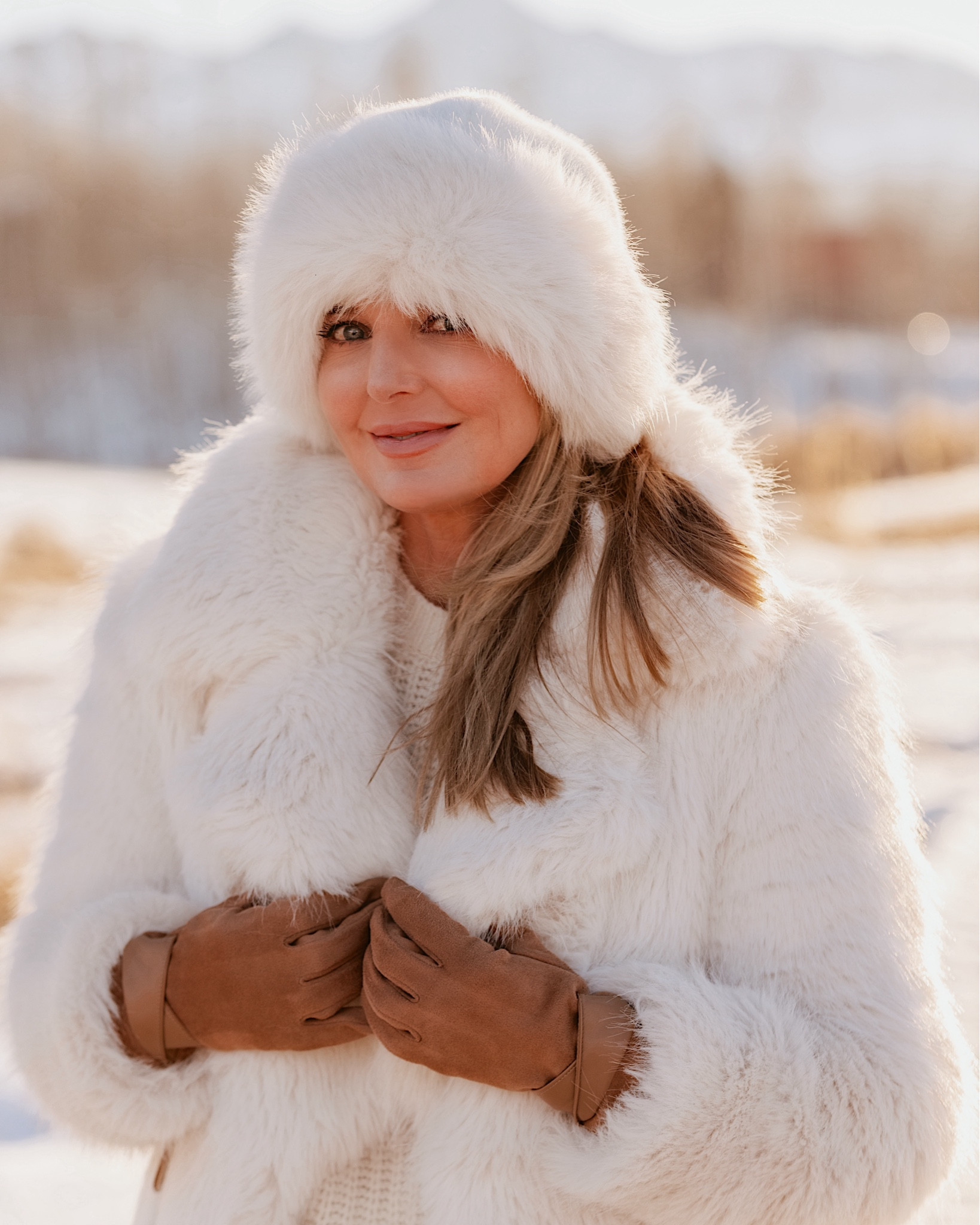 Stay warm (and glam) out there ❄️
Here’s some of my favorite, chic winter white essentials. 

#LTKSeasonal #LTKootd #LTKOver40