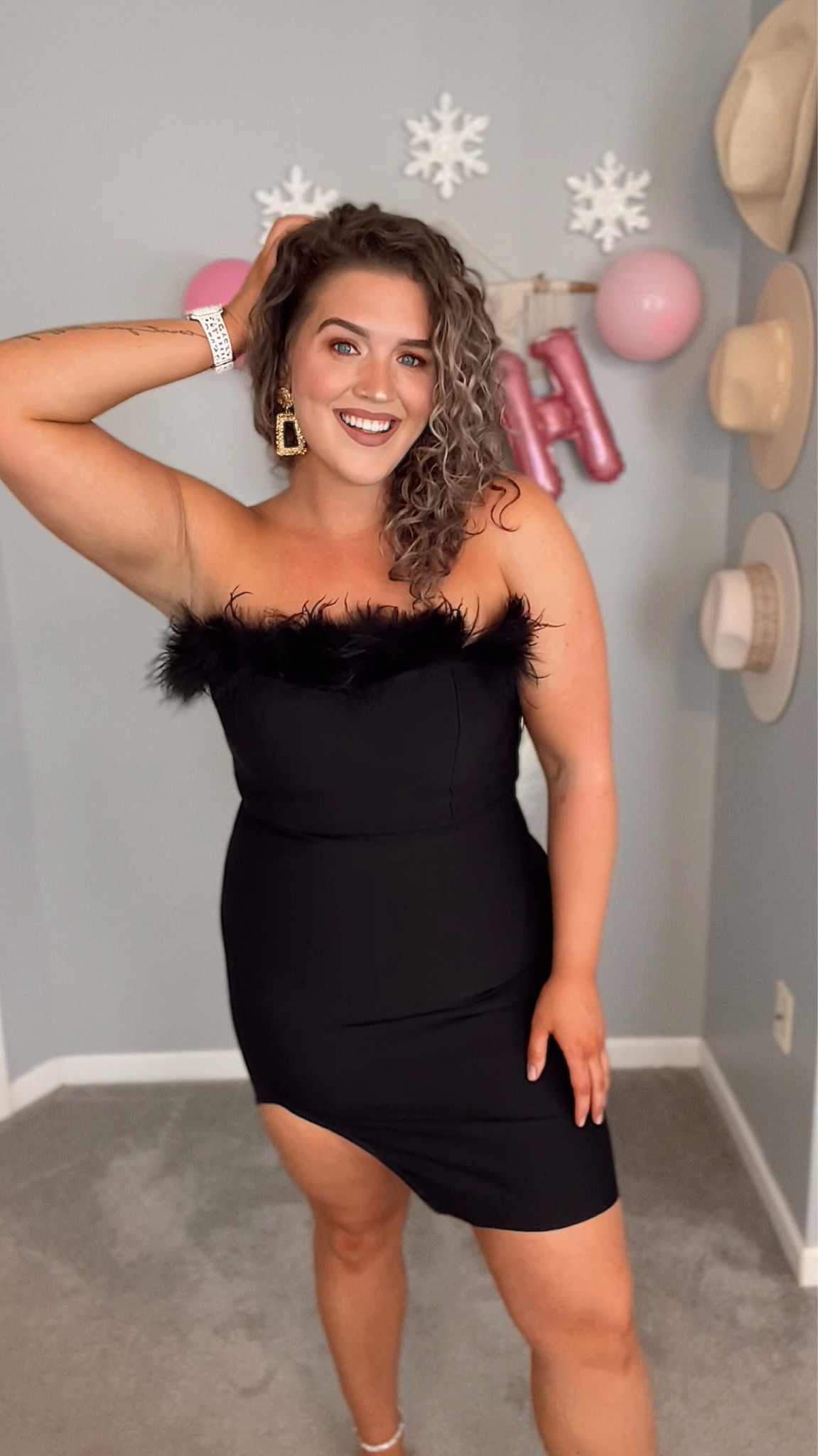 Midsize birthday outfit little black dress 🖤🎂🥂 
Size: XL 
Black bodycon mini dress with feathers
#midsizeoutfits #bodycon #minidress #lbd #littleblackdress #partydress #partyoutfit #amazonfinds #affordablefashion #curvydress #styleinspo #sparkleheels #ootn #birthdaydress #nyedress #newyearsevedress #featherdress 

#LTKunder50 #LTKcurves #LTKHoliday