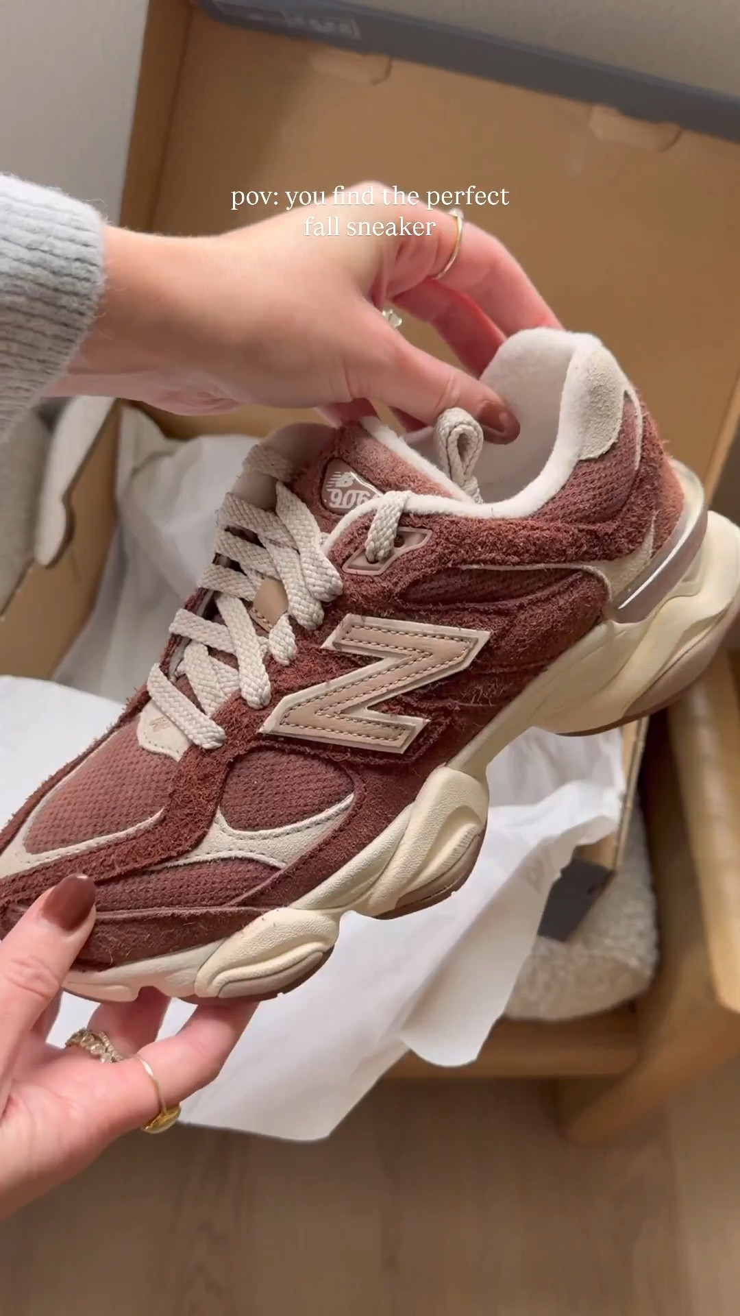 My favorite sneakers are back in stock! I am obsessed with this color!

Brown sneakers | new balance | winter shoes | 