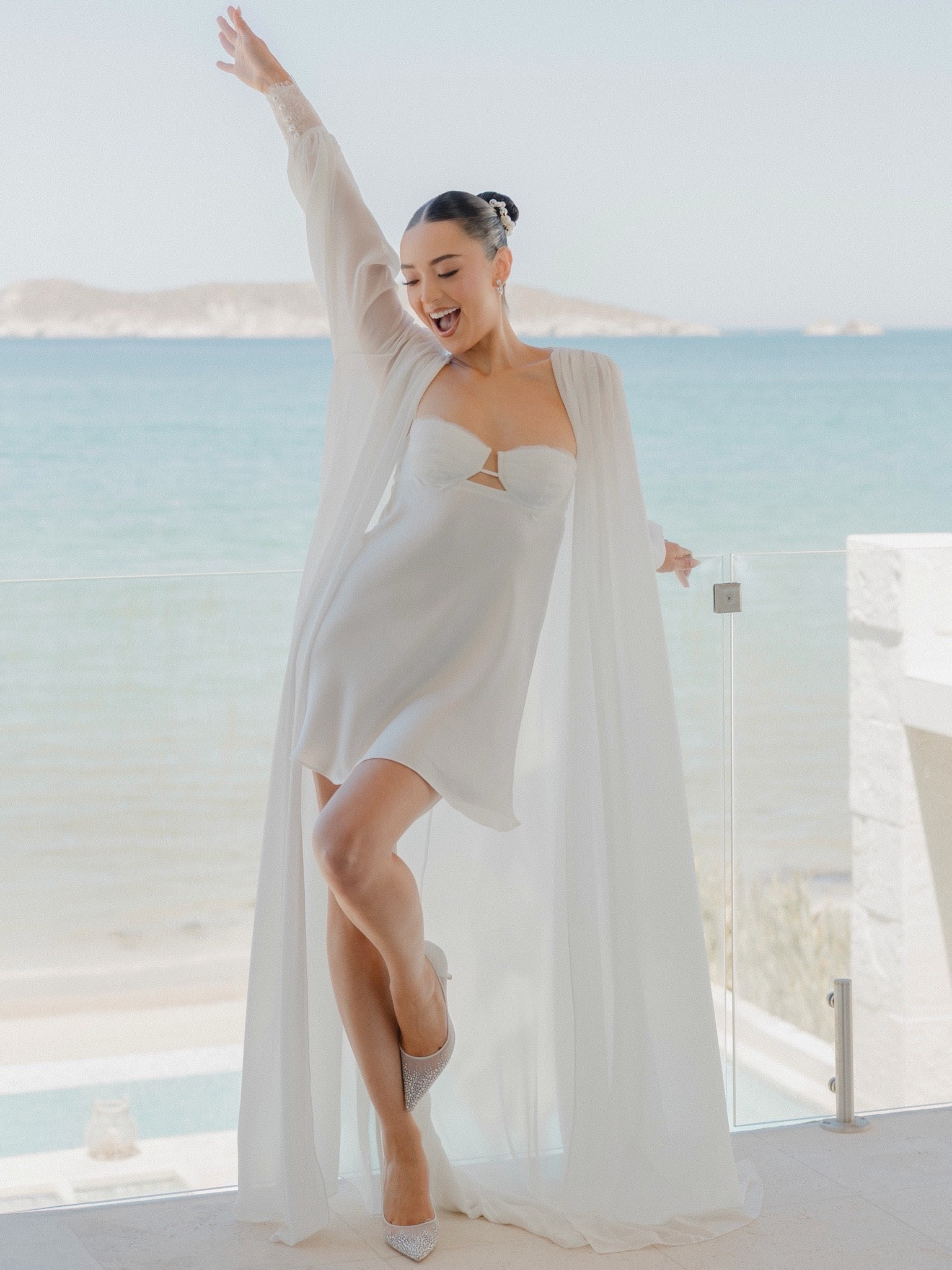 Wedding morning getting ready outfit | wedding morning robe | bridal robe #weddingday #bridalrobe

#LTKWedding