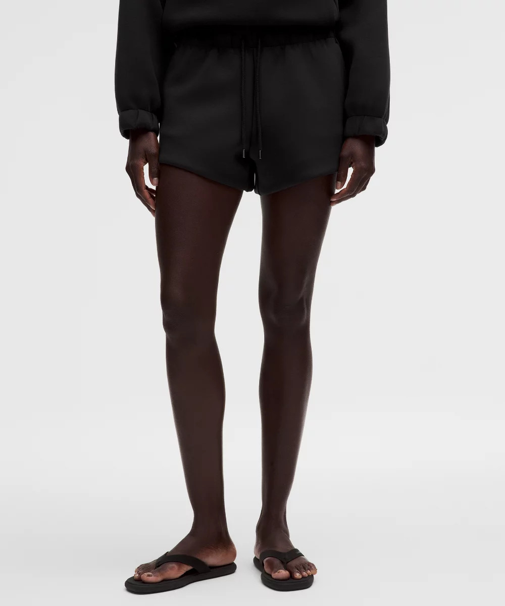 Sleek Spacer Mid-Rise Short 3.5" | lululemon (AU)