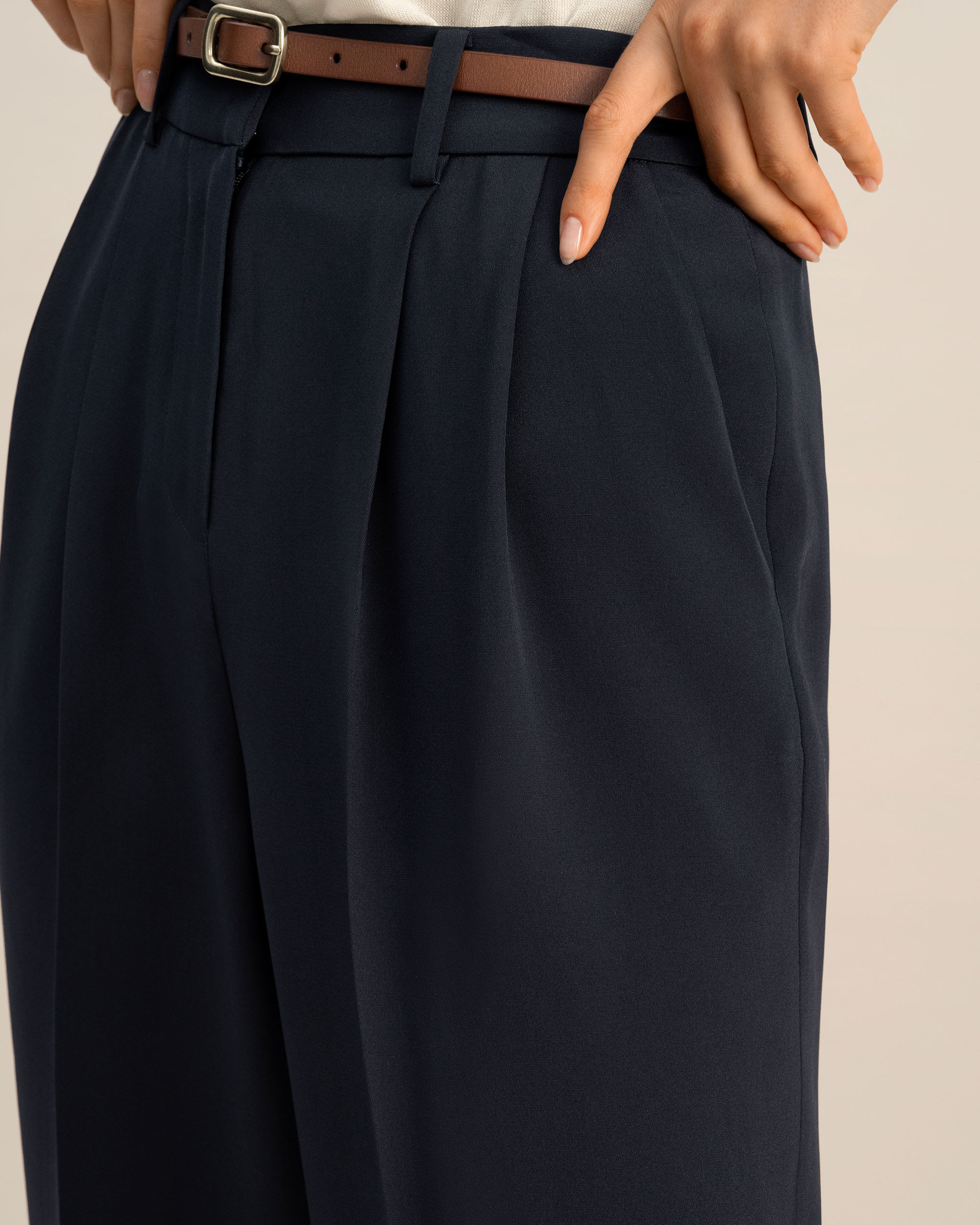 Timeless Pleated Wide-Leg Dense Silk Trousers | LilySilk