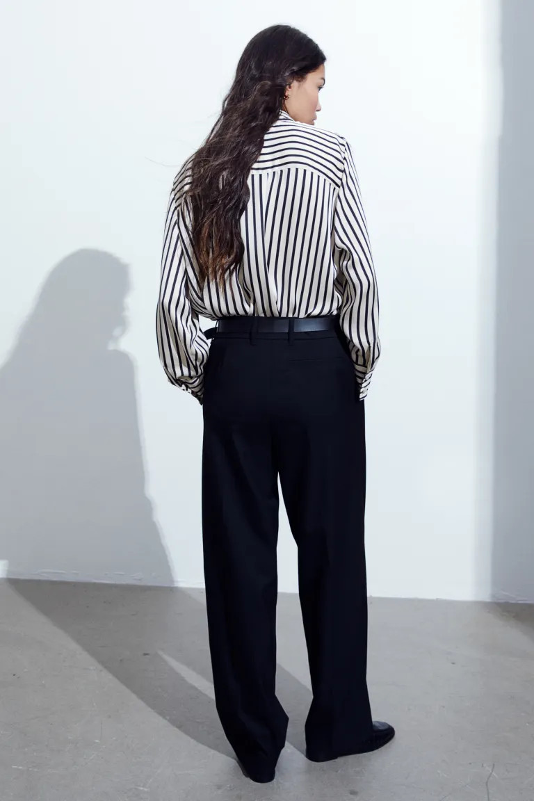 Pointed-collar Shirt - Light beige/black striped - Ladies | H&M US | H&M (US + CA)