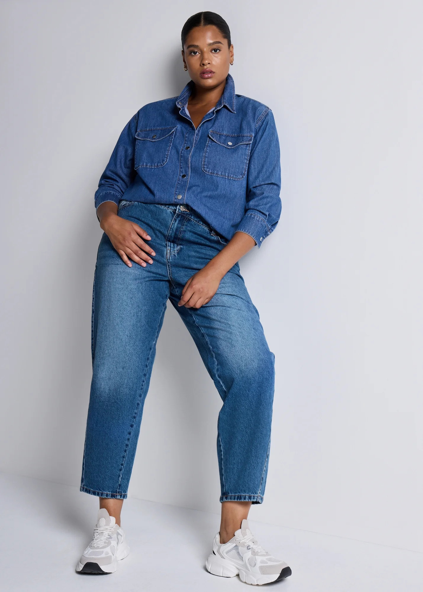 Mid Wash Barrel Leg Jeans | Matalan (UK)