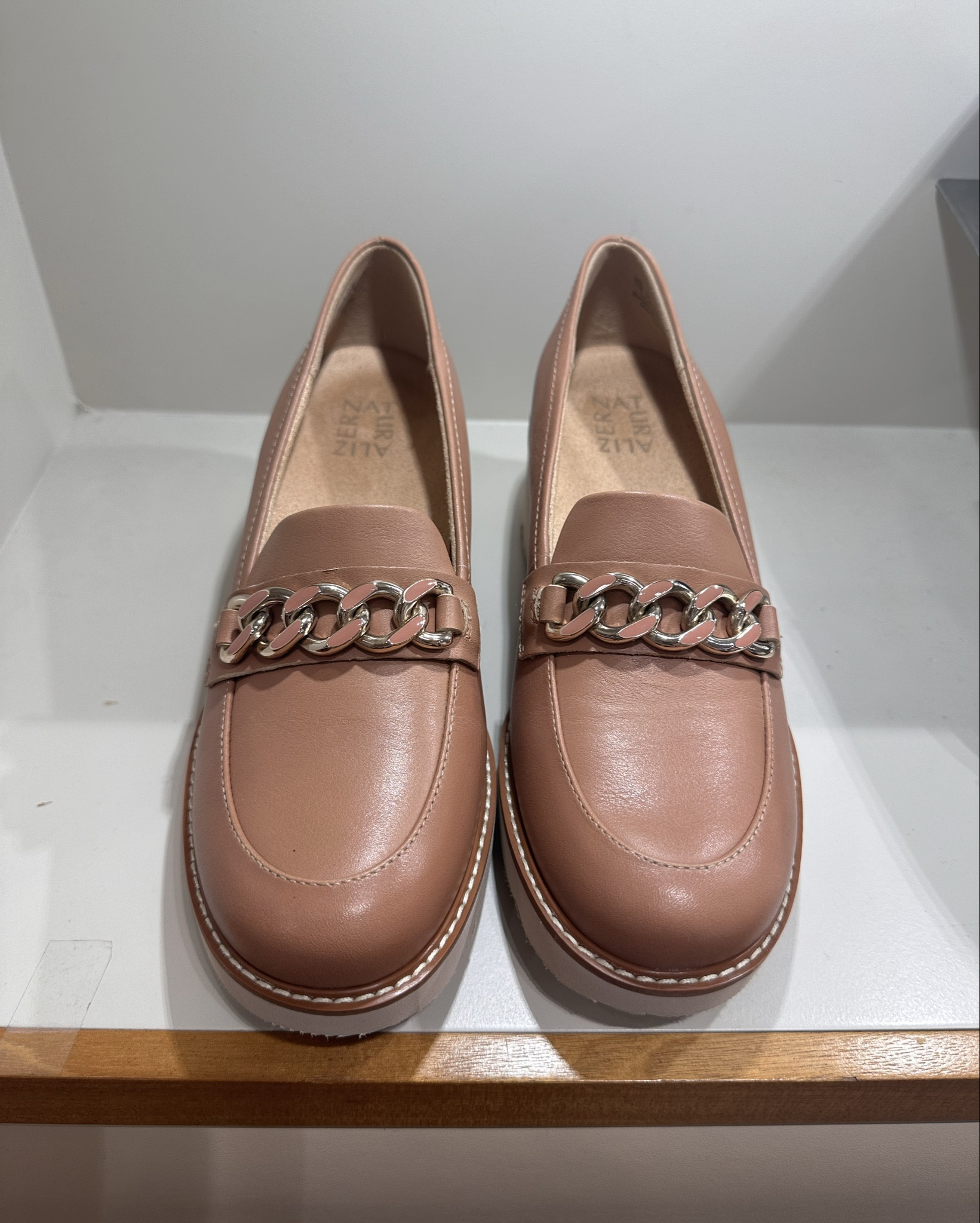 One of my biggest issues with loafers is that they are typically very heavy. Tried this pair from Natralozer today (swipe for black version and for them on)  and they were so so light! I was shocked + they have built in arch support. 

I’m currently shopping for my honeymoon in London & Paris this autumn and expect to do a lot of walking. I have a sneaking suspicion these would be perfect! 

French girl fall | loafers | fall shoes 

#LTKStyleTip #LTKShoeCrush #LTKTravel