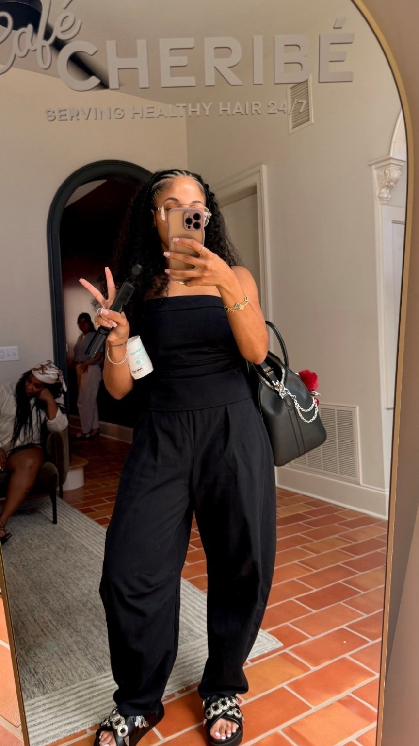 Elevated Casual in my linen comfy jumpsuit 🖤

#LTKStyleTip #LTKTravel #LTKFindsUnder100