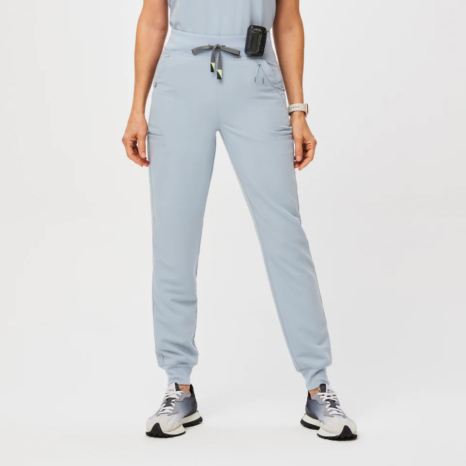 Women’s Clara Jogger Scrub Pants - Dusty Blue · FIGS | FIGS