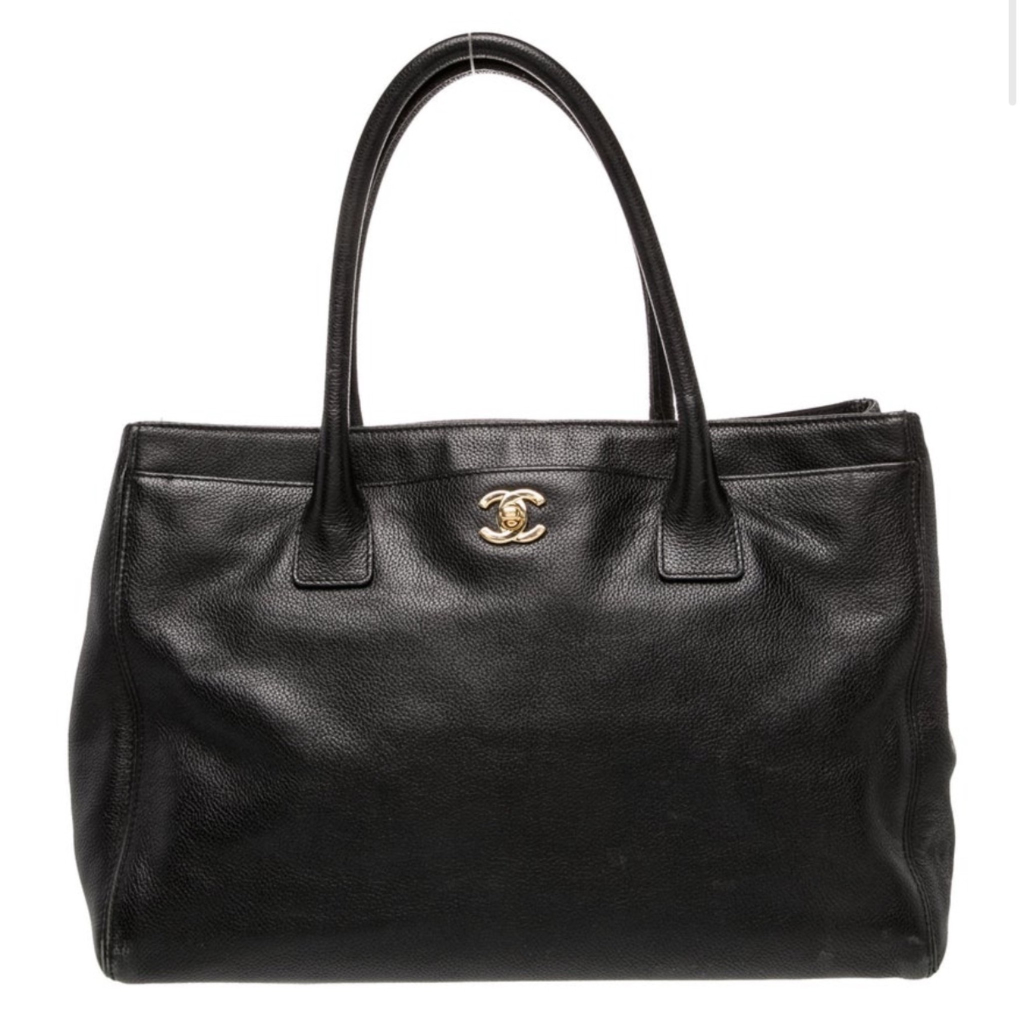 Vintage Chanel Executive Cerf totes 🖤 

#trendingbags #vintage #chanel #therealreal #designervintage #sellingfast


#LTKWorkwear #LTKSaleAlert #LTKTravel