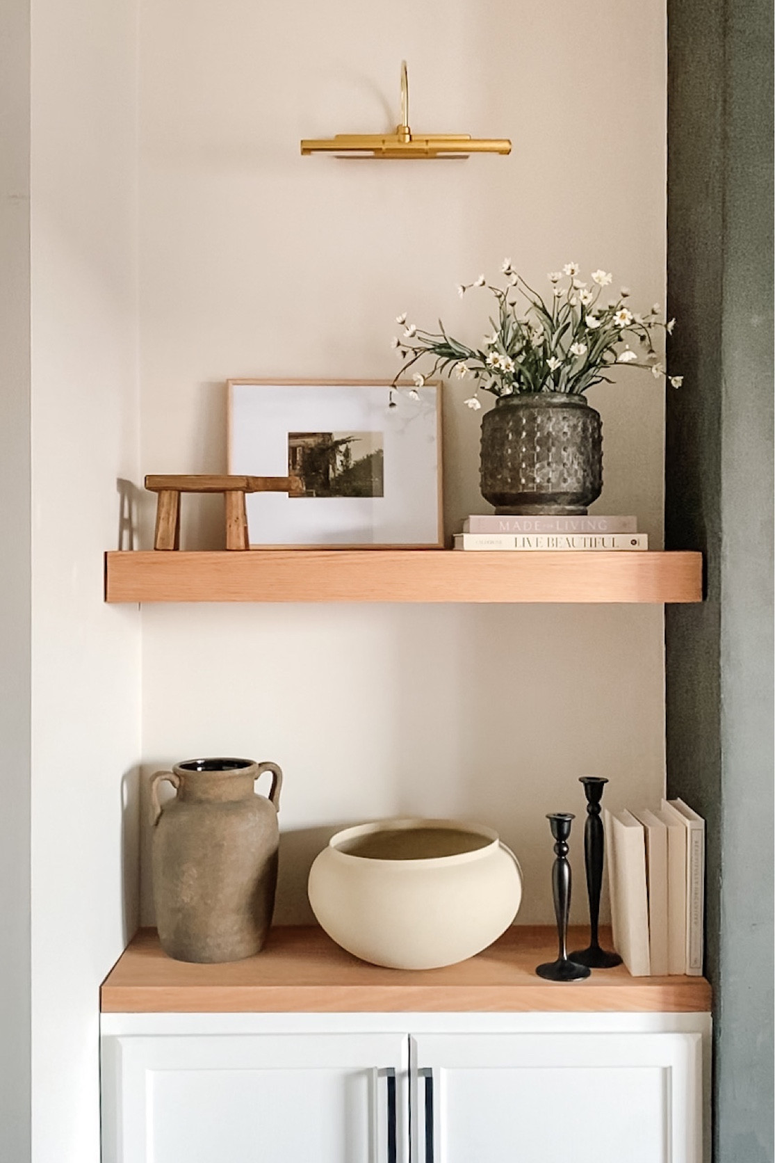 I’ve been obsessing over this latest @amazonhome find! These battery operated sconces are the perfect way to incorporate accent lighting in your home and give your home a warm + cozy ambiance💡✨ 

Features include: 
➖3 different light colors
➖2 brightness levels
➖remote control with timer setting
➖frosted lens
➖EASY INSTALL WITH NO ELECTRICIAN NEEDED! ☺️

Affordable, yet doesn’t feel or look cheap and offers a luxurious light setting! 

To shop these Amazon battery operated sconces: 
1) Comment “SHOP” below ⬇️ and I will DM you the link directly
OR
2) Visit our website in our bio, head to the “SHOP” tab and click “SHOP OUR LTK” 🛒

What ways are you incorporating accent lighting throughout your home? Let me know in the comments below!!! 🤍
.
.
.
.
.
.
#amazonhome #amazonhomefinds #sconces #amazonhomehacks #lighting #interiordesign #homedecor #accentlighting #hometrends #amazonhomedecor #amazondeals #amazonprime #amazonseller #ltk #ltkhome #amazon 

#LTKunder50 #LTKsalealert #LTKhome