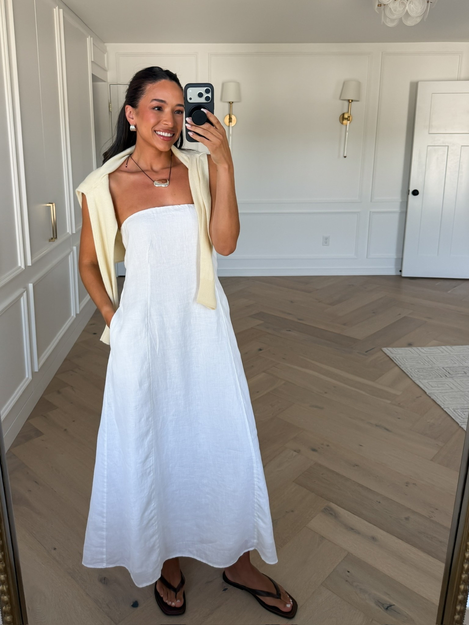 This strapless maxi dress is 100% linen and NOT see through!! It’s also fully lined and has pockets 🙌🏽 I’m wearing a size Small - fits TTS 


summer outfit, summer dresses, linen dress, white dress, mom outfit, postpartum outfit, weekend outfit, dinner outfit, date night outfit, vacation outfit

#LTKmomlife #LTKSeasonal