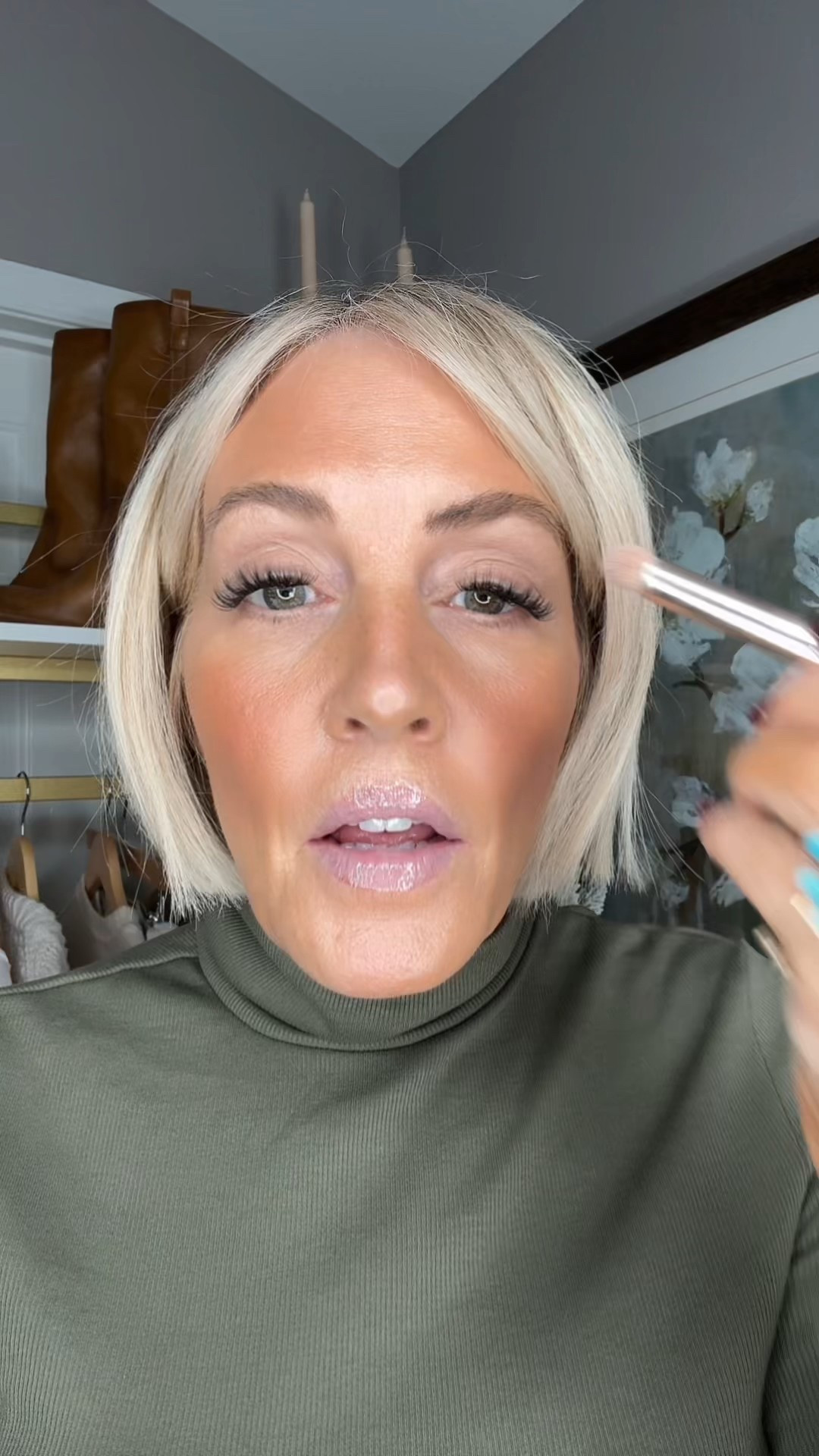 
Cream powder eyeshadow for women over 50 💕
Blends beautifully, doesn’t crease like traditional powders, and gives a youthful finish.
#over50beauty #merrittbeauty #matureskinmakeup #creamshadow #tiktokshop

#LTKOver40 #LTKBeauty
