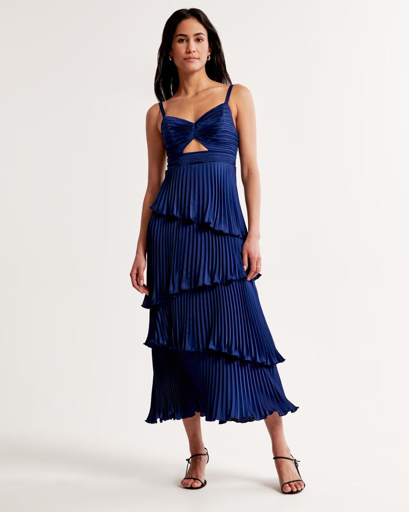 The A&F Giselle Pleated Tiered Maxi Dress | Abercrombie & Fitch (UK)