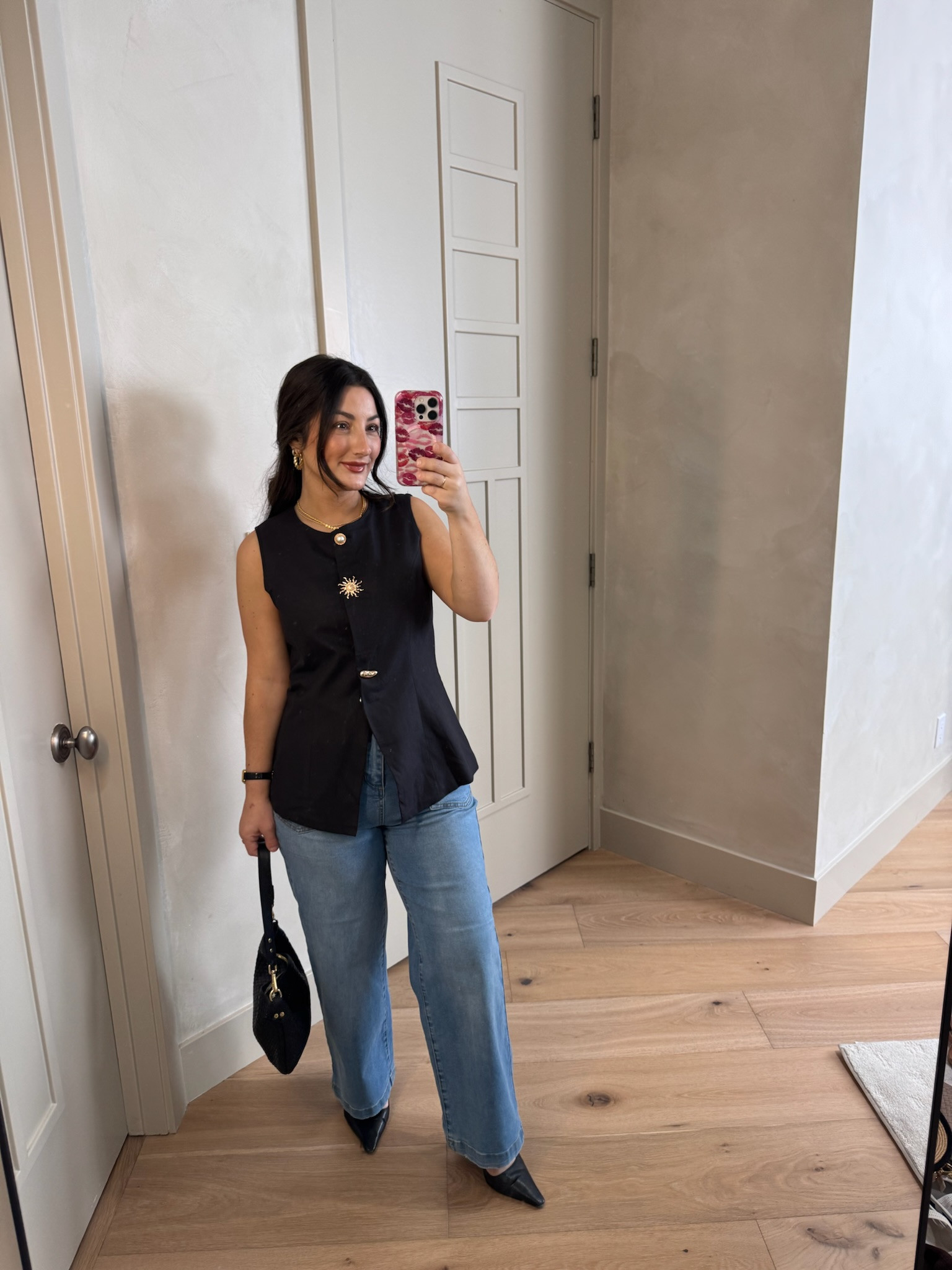 Love the button details on this top! 
Top size small, jeans size 6

5'0" 140lbs
 Petite friendly

#LTKdayinmylife #LTKootd #LTKPetite