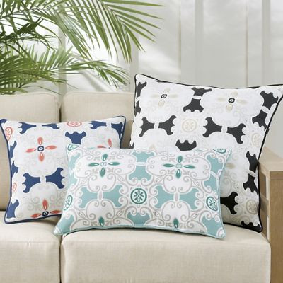 Medallion Piped Outdoor Pillow | Grandin Road