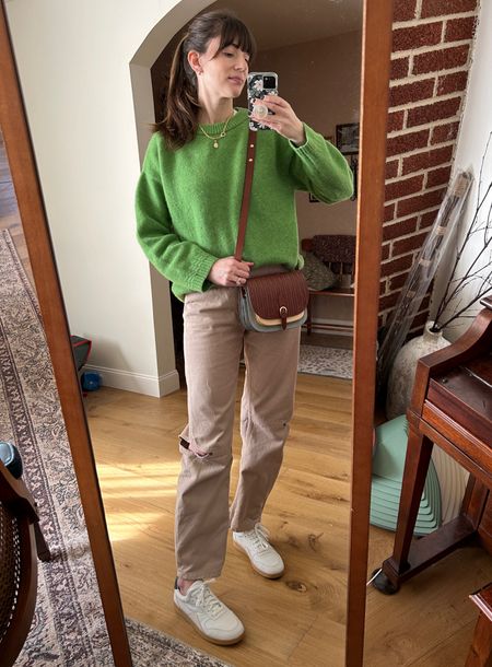 Pre-spring winter outfit ft. Sezane sweater and bag, Still Here NY cowgirl denim in khaki, sneakers, and layered gold jewelry. 
