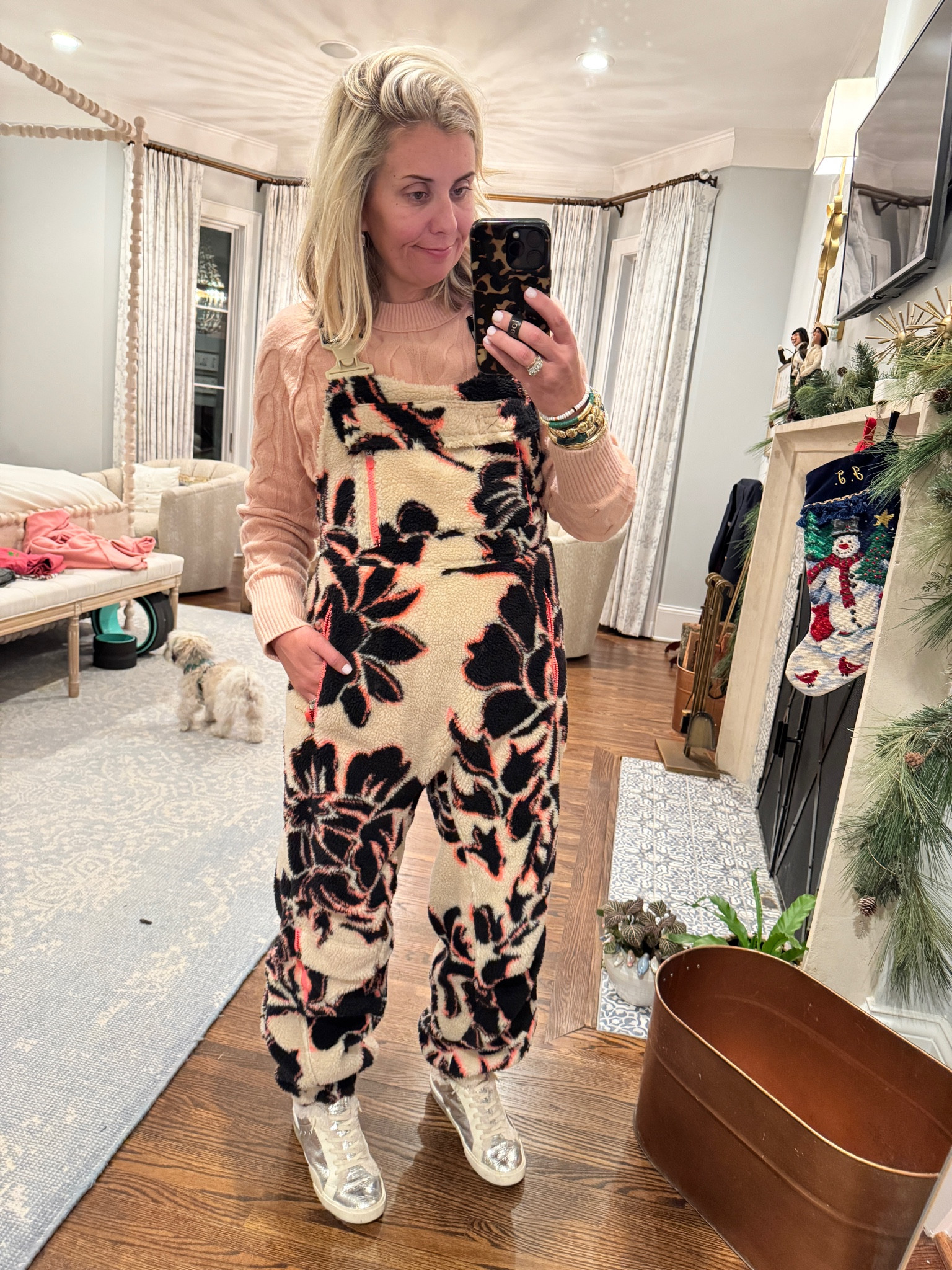 Comfy on a chilly day!

Xs overalls
Xs sweater
8 shoes


#LTKOver40 #LTKSeasonal #LTKStyleTip