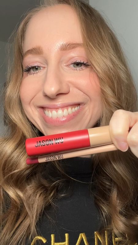 The perfect red lip 💋
…
#makeup #beauty #redlip #lipcream#drugstoremakeup 

#LTKbeauty #LTKVideo #LTKfindsunder50