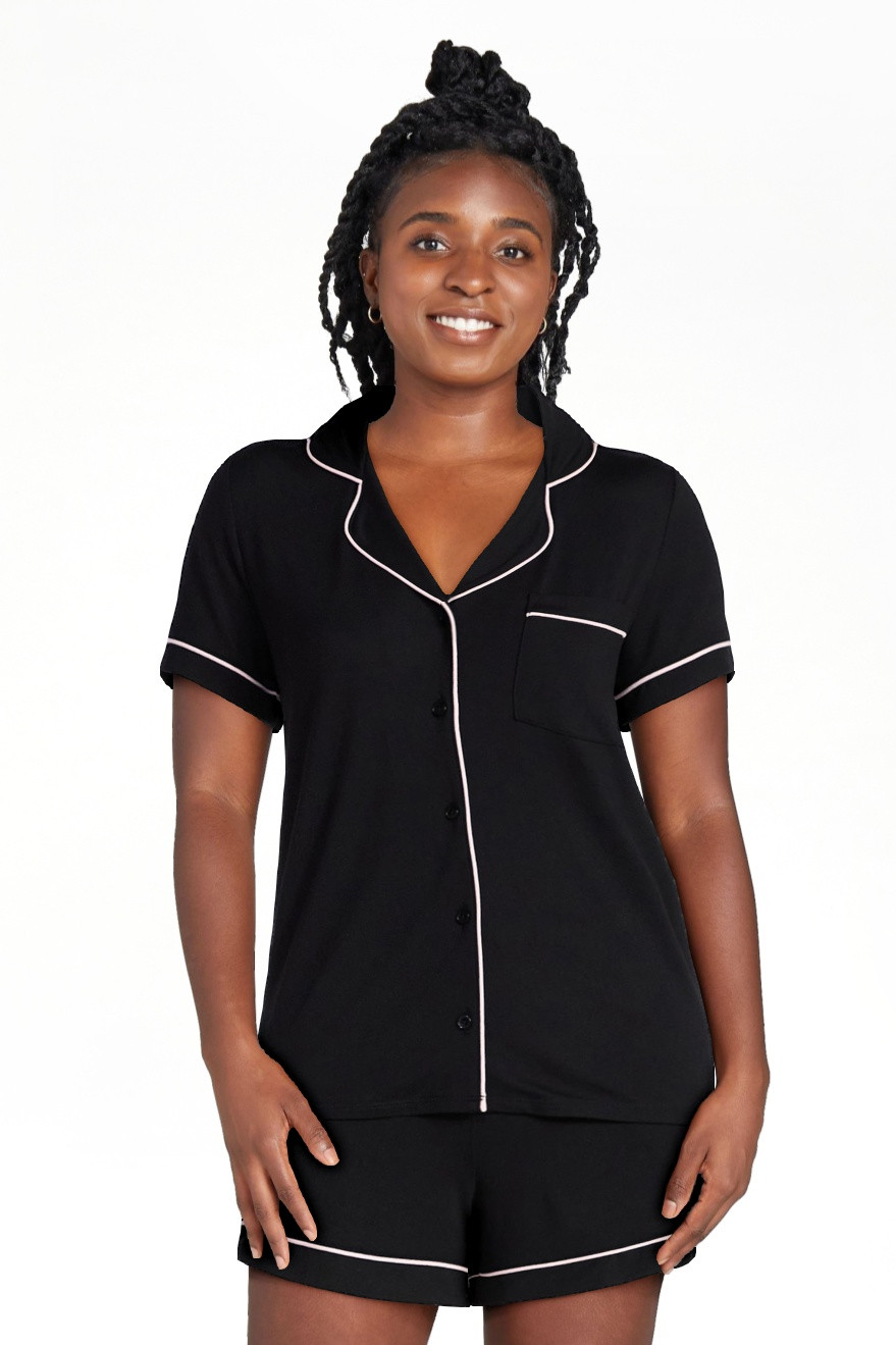 Joyspun Women's Dreamy Soft Collection Notch Collar Top and Shorts Pajama Set, 2-Piece, Sizes XS-... | Walmart (US)