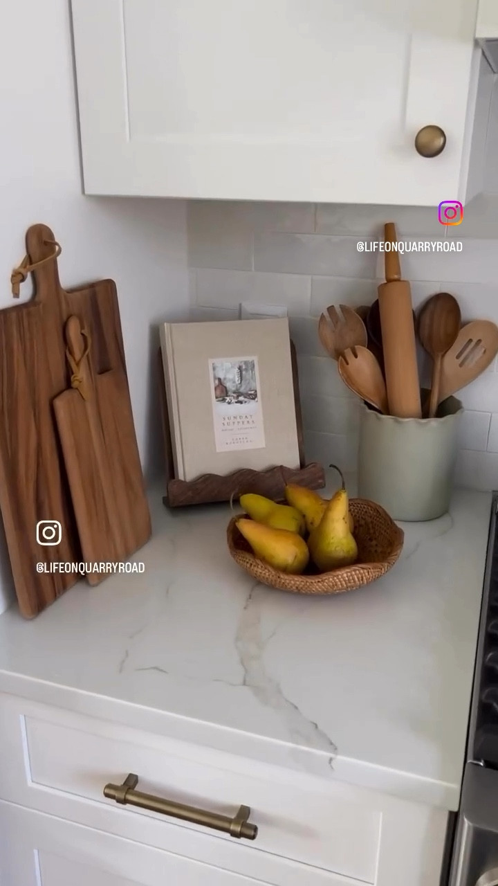 Kitchen corner
Kitchen decor
Crock



#LTKHome #LTKFindsUnder50 #LTKWatchNow