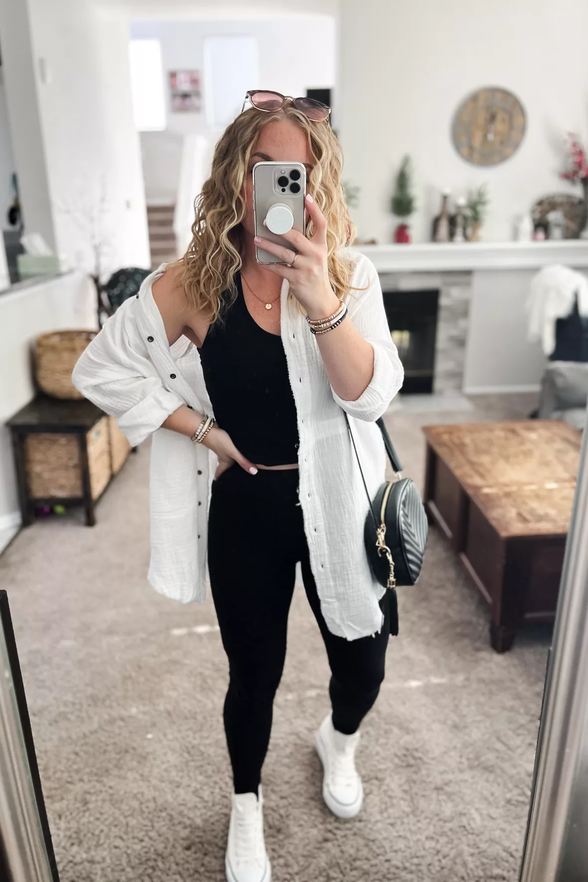 White Leggings Spring Outfits (4 ideas & outfits)