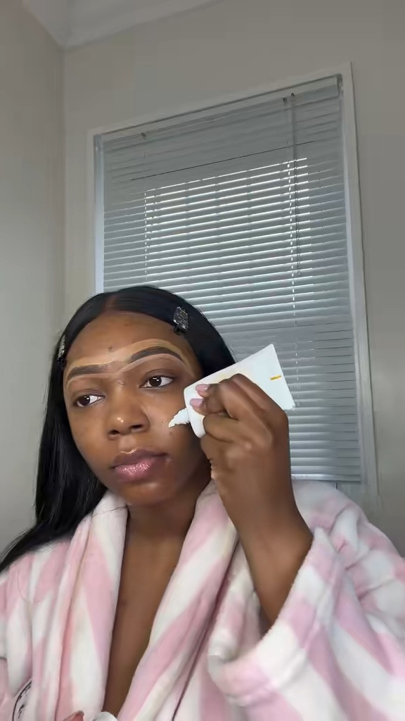 makeup #grwm #makeup

#LTKHoliday #LTKgrwm #LTKGiftGuide