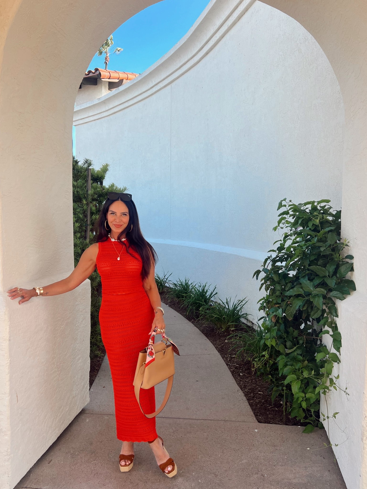 Looking forward to the weekend like it’s golden hour ☀️ Soaking up every drop of San Diego sunshine this spring 💛✨

#LTKStyleTip #LTKSeasonal #LTKBeauty