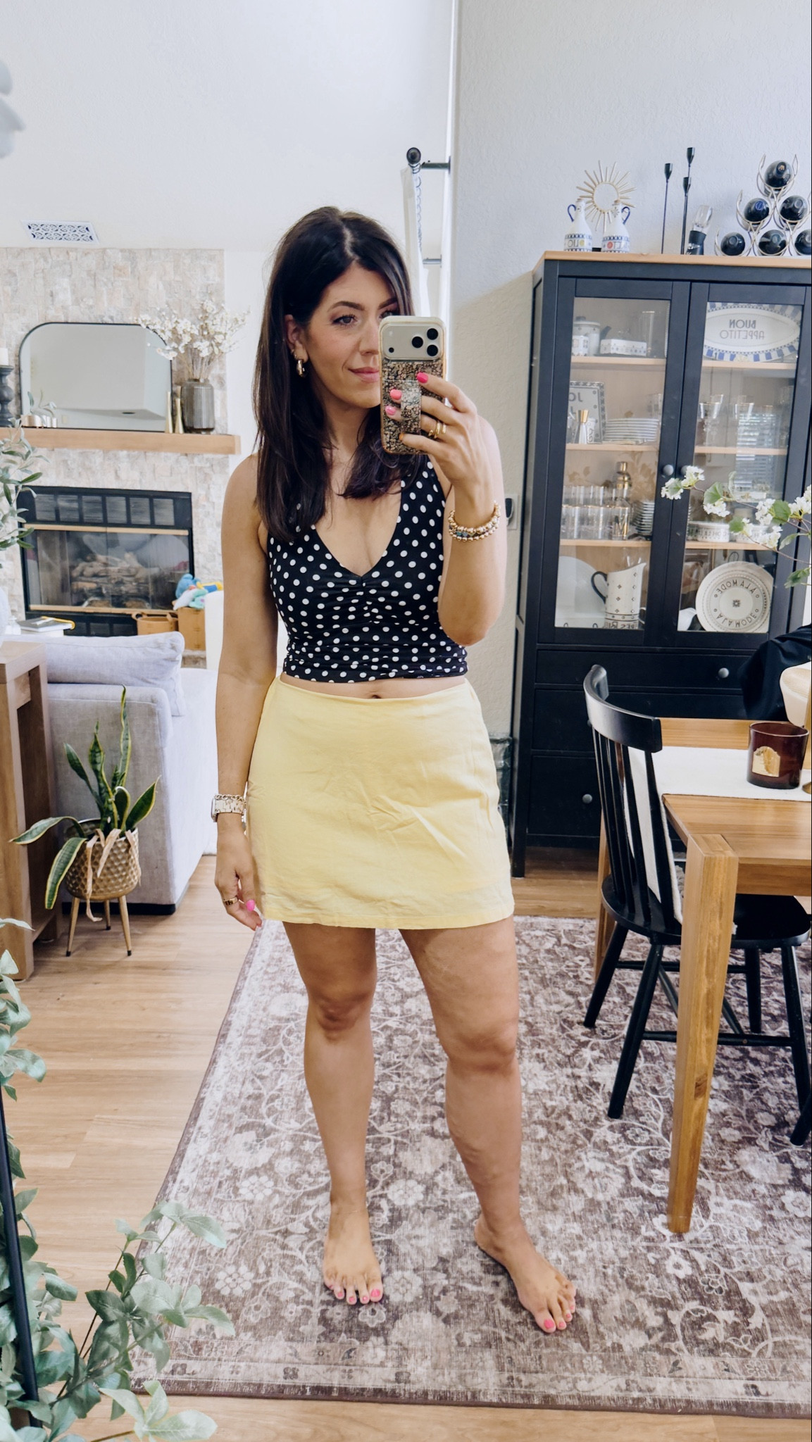 Old navy order 50% off
In a medium polka dot halter and medium linen skort

#LTKMidsize #LTKTall #LTKSaleAlert
