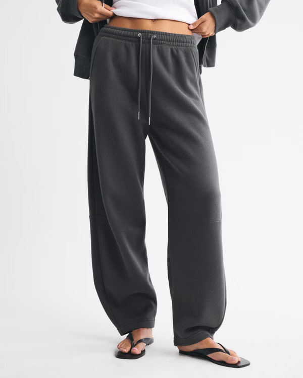 High Rise Sunday Barrel Sweatpant | Abercrombie & Fitch (US)