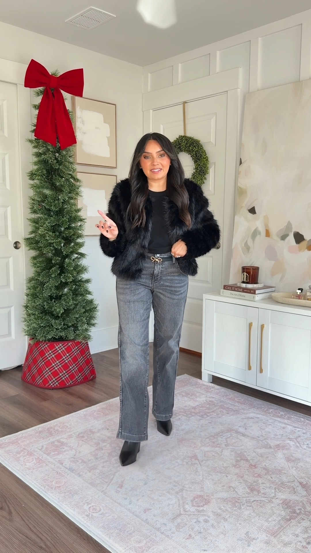 Black faux fur coat size xxs regular TTS
Black sweater size xs petite TTS
Brooke loose jeans size 0 petite - I size down a size in this brand.
Bow belt - old, similar linked
Black leather boots size 5.5 TTS


#LTKHoliday #LTKgrwm #LTKPetite
