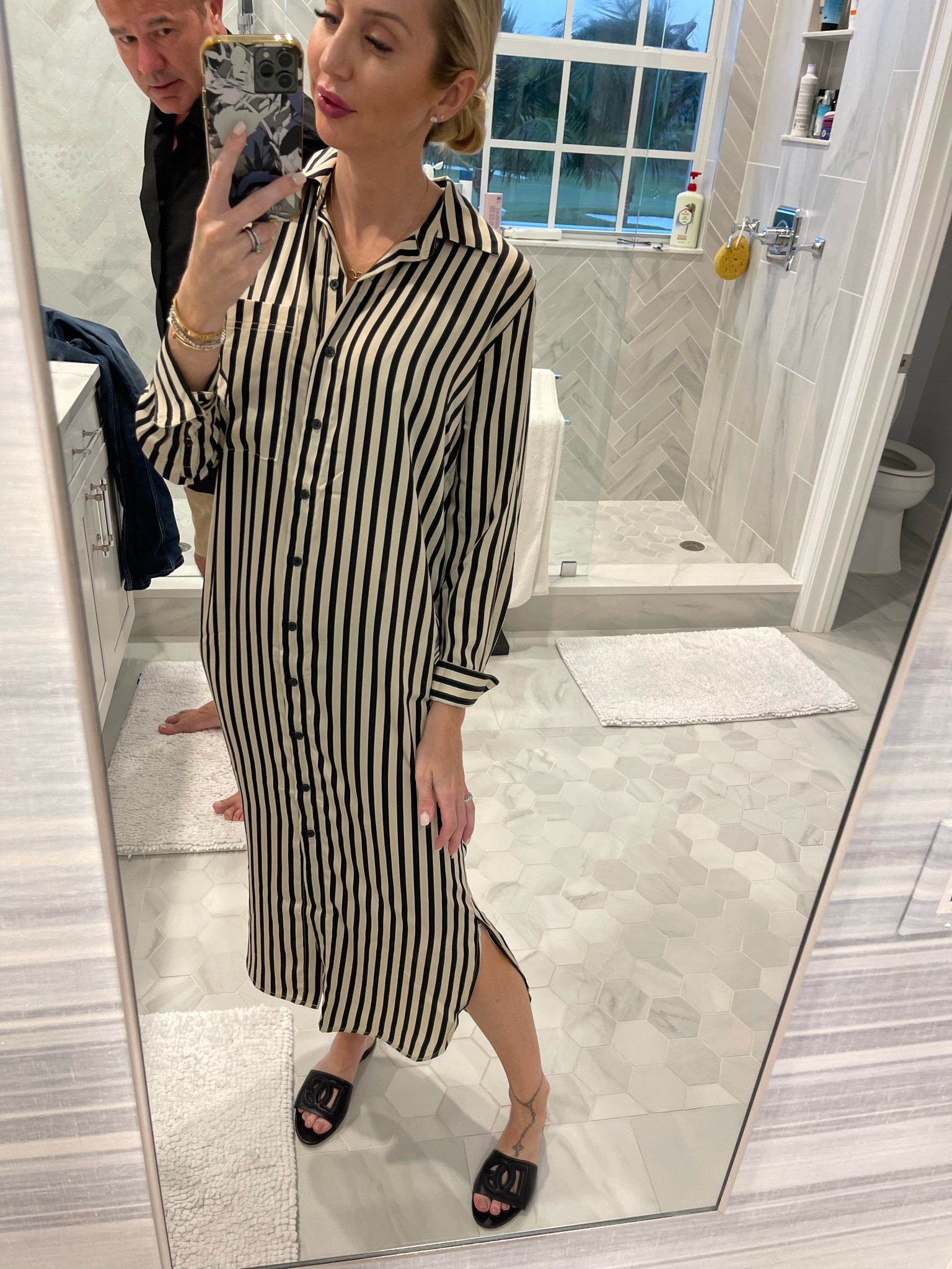 Satin button down dress.

Size XS



#LTKworkwear #LTKunder50 #LTKshoecrush