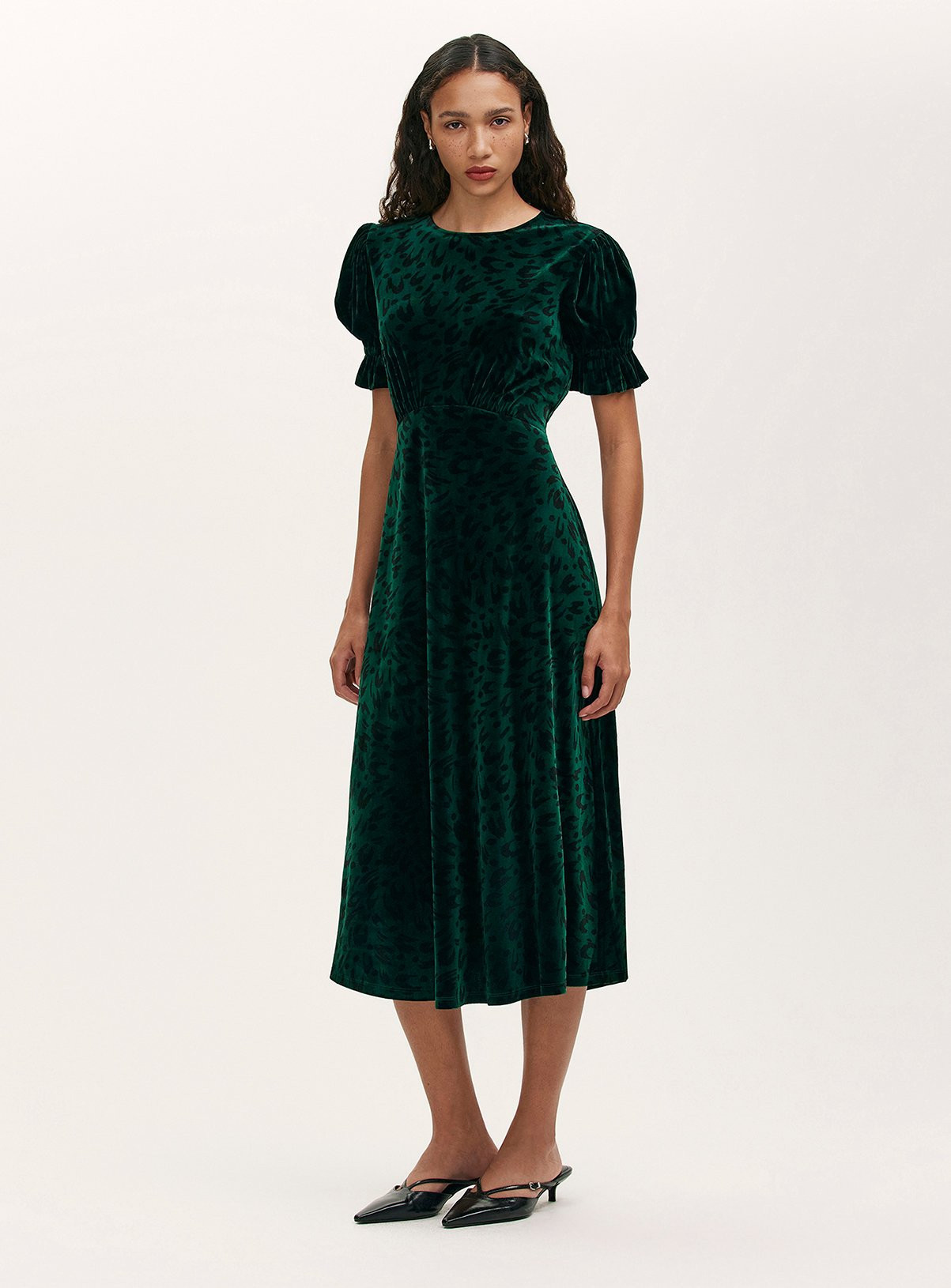 FINERY Mela Velvet Dress Green Animal | Tu Clothing