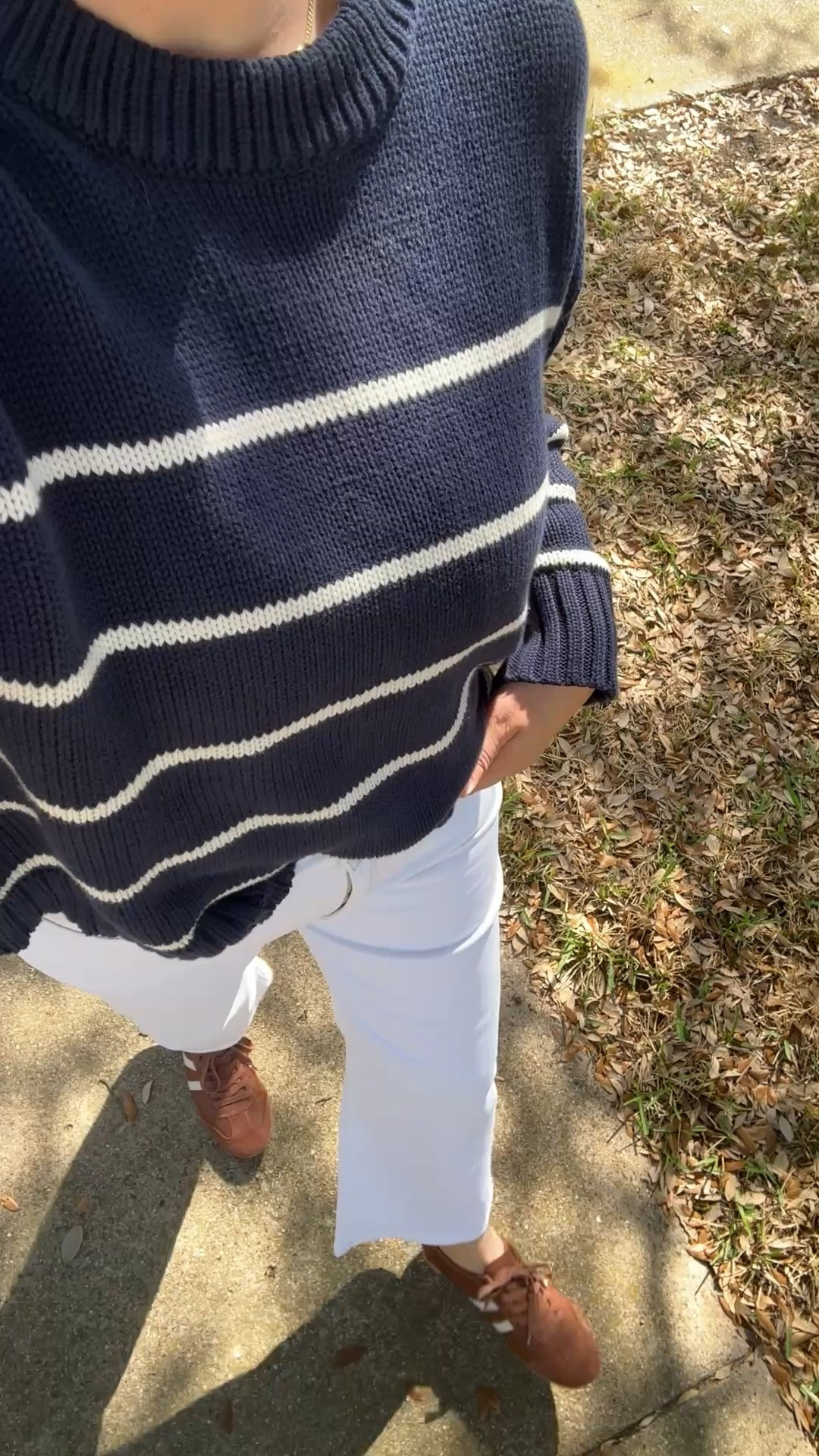 Rewearing my favorite @onequince sweater today! Under $50 and the best weight for spring. 💕

I sized up for a looser overall fit. Otherwise it is TTS. 

Size 30 of the jeans. #quincepartner