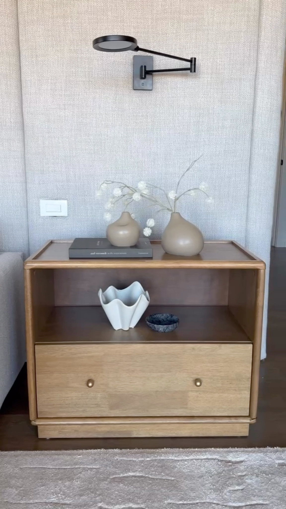 These light oak nightstands from Wayfair are our newest obsession! They are also on sale now!

Nightstand, night stand, side table, bedroom, oak, light wood, affordable, way day, wayfair sale 

#LTKHome #LTKSaleAlert