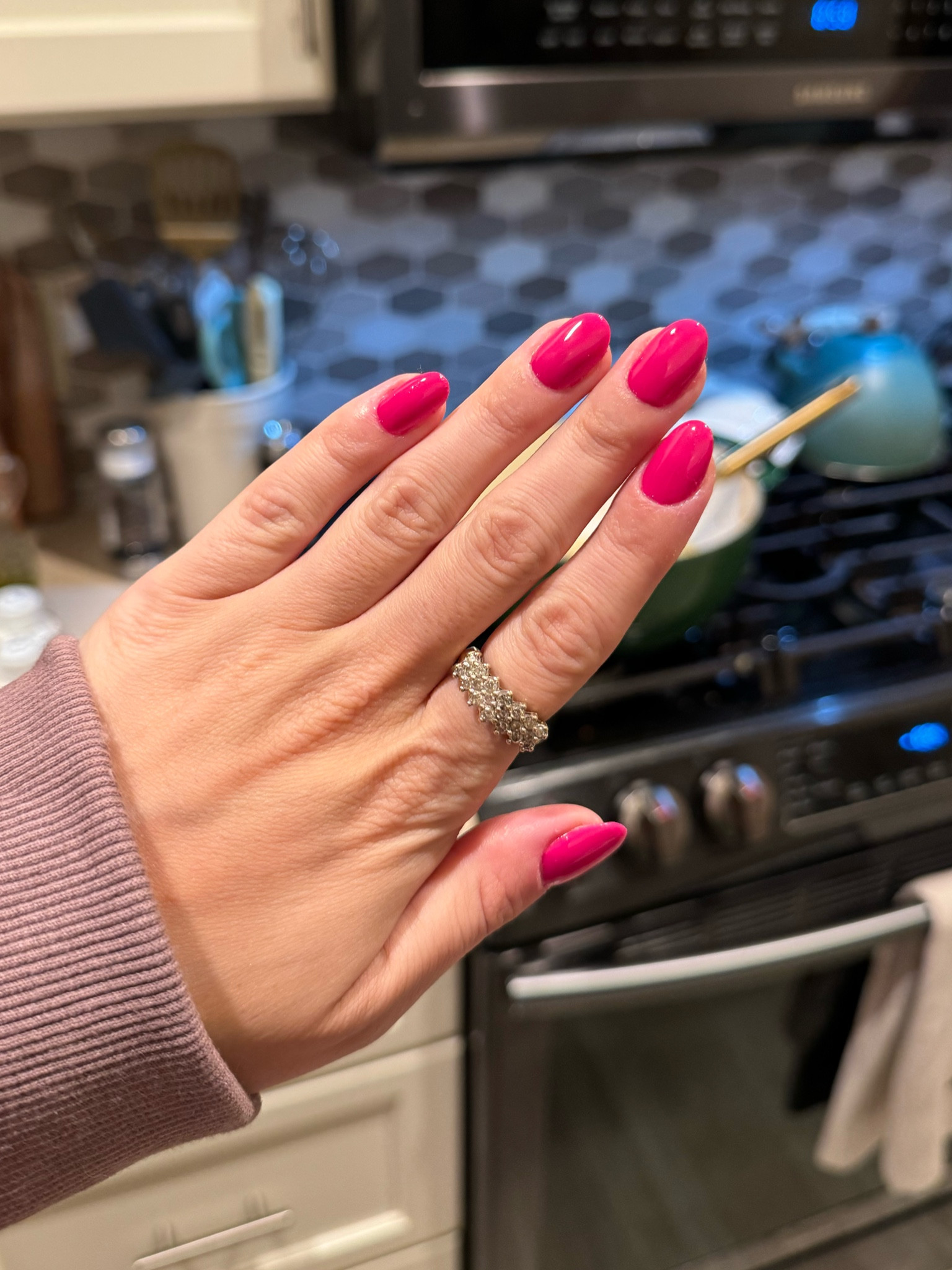 At Home Nails 💅 DND nail polish for the win 

#LTKBeauty