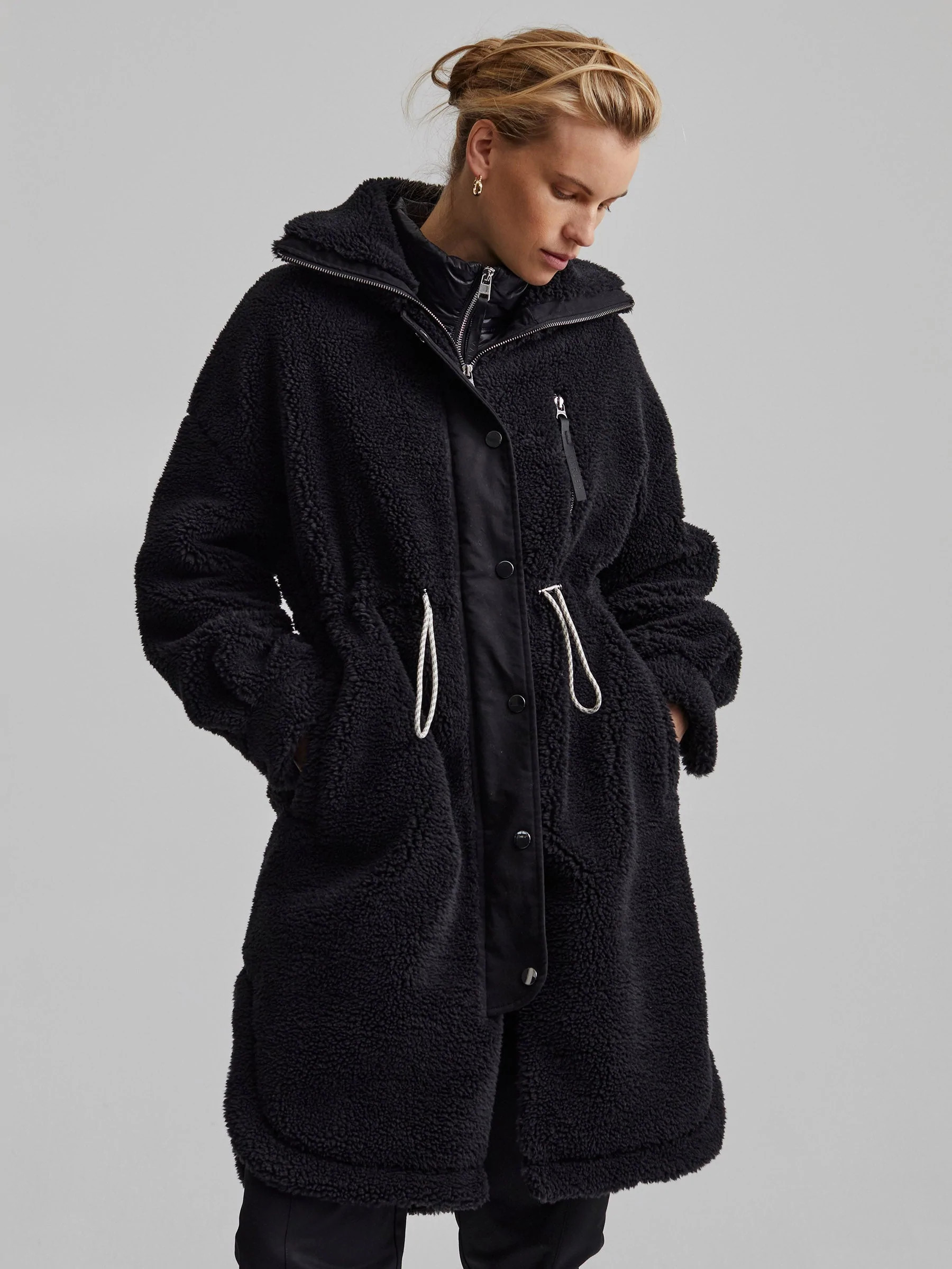 Jones Coat | Varley USA
