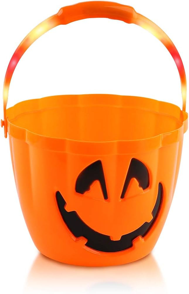 FUTUREPLUSX Halloween Light Up Pumpkin Bucket, Large Candy Bucket for Kids Jack O Lantern Trick o... | Amazon (US)