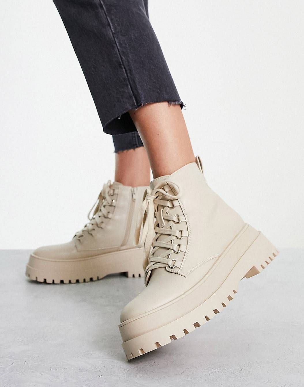 London Rebel chunky lace up ankle boots in cream | ASOS | ASOS (Global)