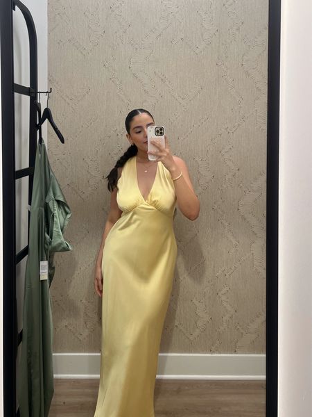 Wedding season is among us so wedding guest dresses are very necessary. I love this stunning satin yellow dress, it falls so nice on the body with a deep v and a cowl open back. Its give Andy Anderson from How to lose a guy in 10 days. The color is perfect for spring or summer wedding and is lightweight for warmer weather as well  

#LTKwedding #LTKmidsize #LTKSeasonal