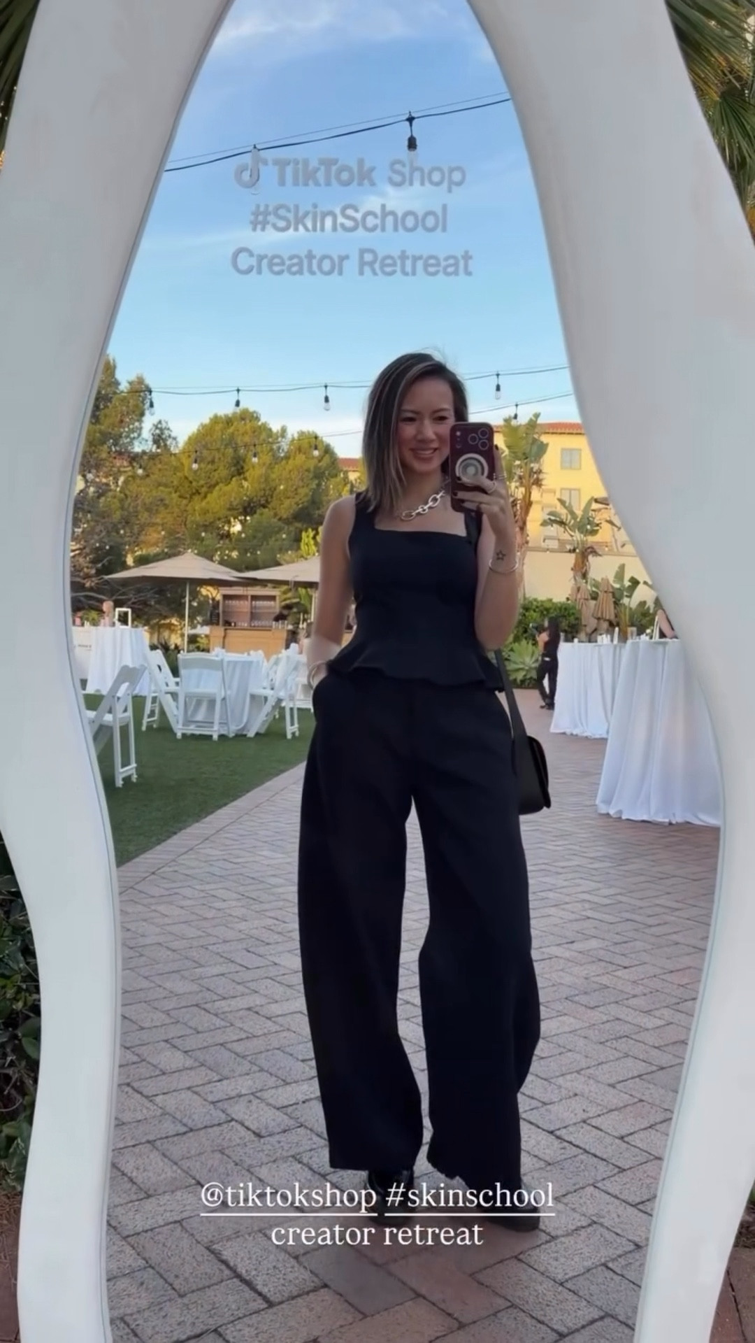 OOTD ⚡️ What I wore to work. This peplum top is so darling, styled with the chicest barrel pants from Aritzia. The material is wrinkle free. Both the top and pants come in multiple colors. I am adding the pants in both the brown and olive green pants. It’s that good! You can wear this outfit for work and going out. Just throw on a pair of heels. 

Work outfit, work wear, going out top, trousers, barrel pants, Aritzia, The Stylizt 



#LTKootd #LTKWorkwear #LTKdayinmylife