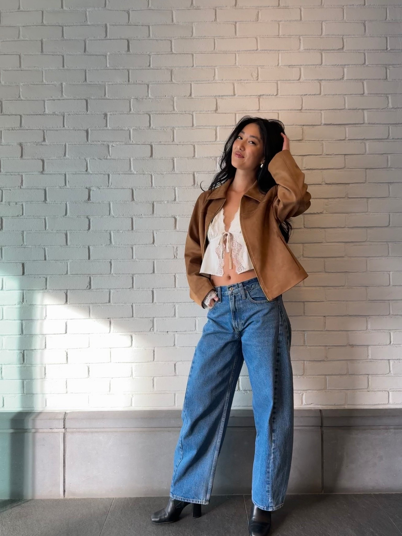 Jacket as seen on zoo episode of LIB

Jacket Size: S
Jeans: 25
Top: S