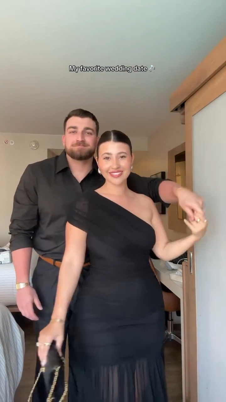 Forever wedding date 🤍💍 

#weddingguest #weddingtok #ootd #couplegoals #relationshipgoals
