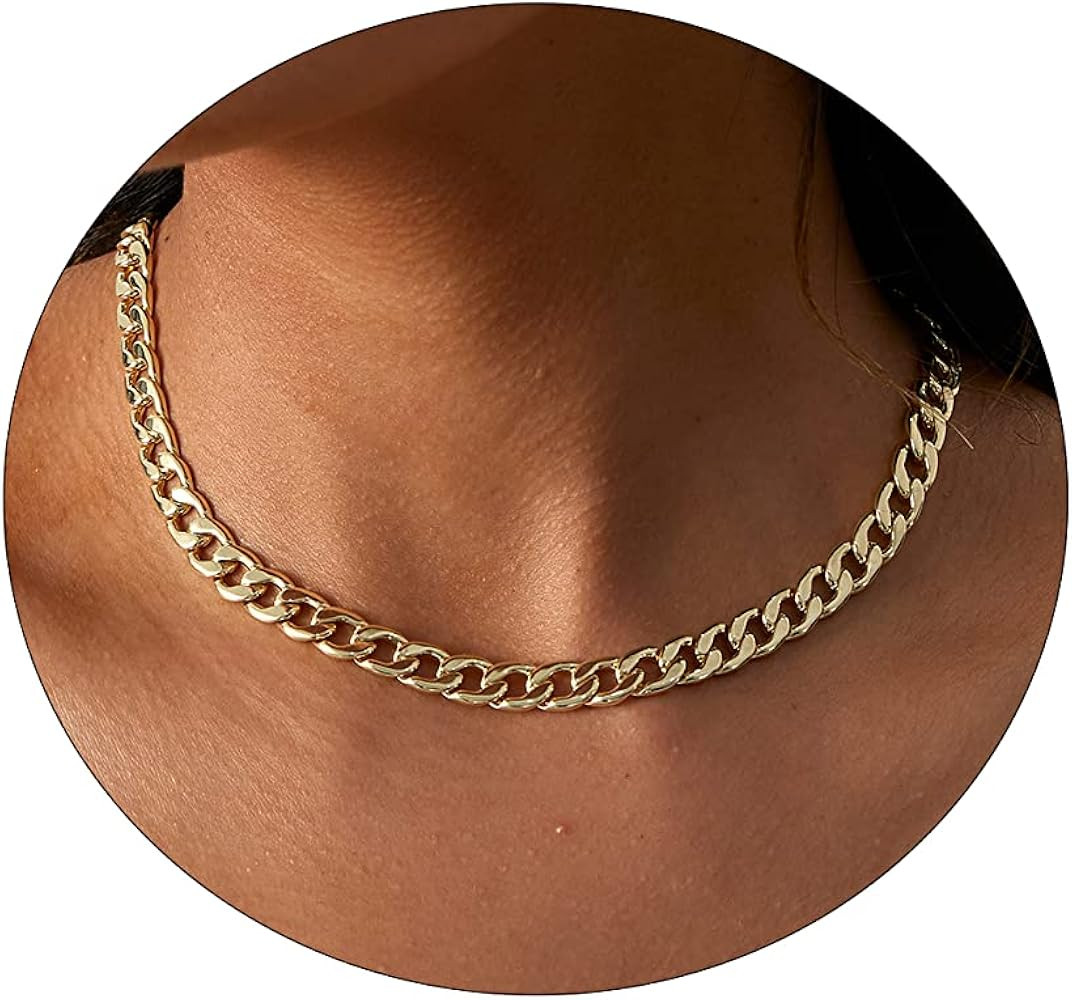 CAROVO Dainty Gold Chain Toggle Clasp Necklace for Women 18K Gold Filled Handmade Pearl Cuban Cur... | Amazon (US)